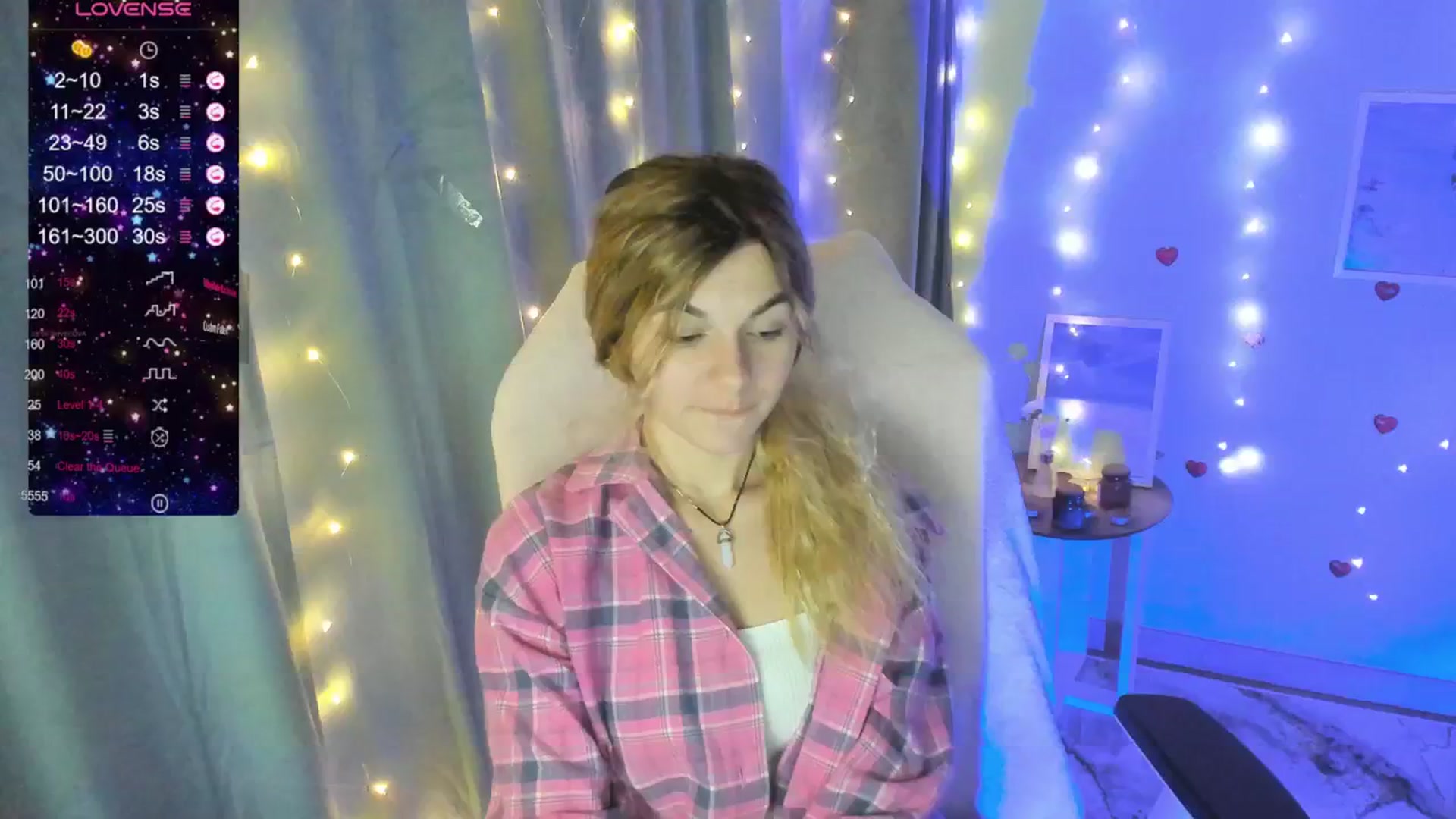 Gallery image thumbnail from Missi_More's myfreecams stream on, 06/29/2025, 11:43 image 2 of 20