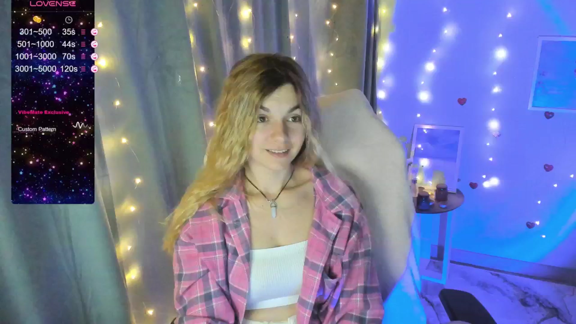 Gallery image thumbnail from Missi_More's myfreecams stream on, 06/29/2025, 11:43 image 18 of 20