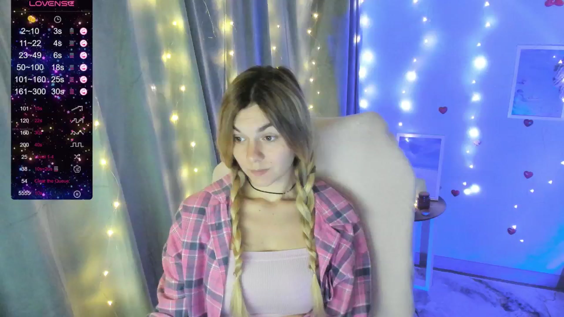 Gallery image thumbnail from Missi_More's myfreecams stream on, 07/04/2025, 10:29 image 10 of 20