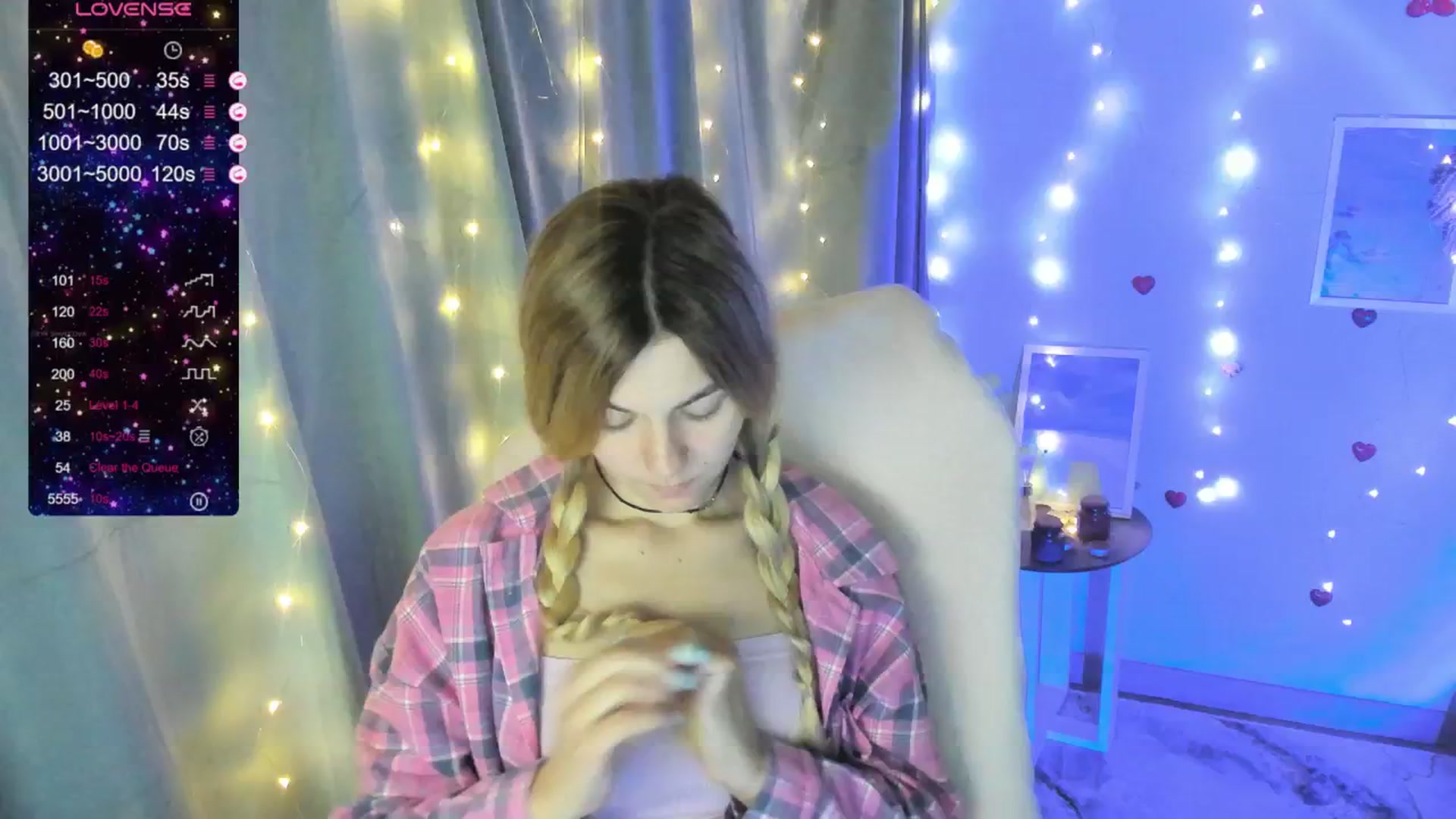 Gallery image thumbnail from Missi_More's myfreecams stream on, 07/04/2025, 10:29 image 3 of 20