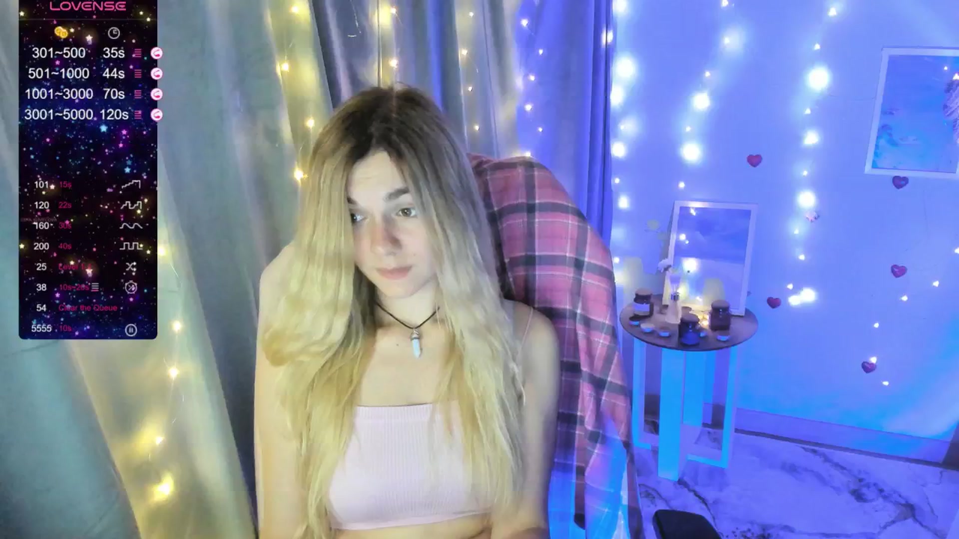 Gallery image thumbnail from Missi_More's myfreecams stream on, 07/04/2025, 11:50 image 20 of 20