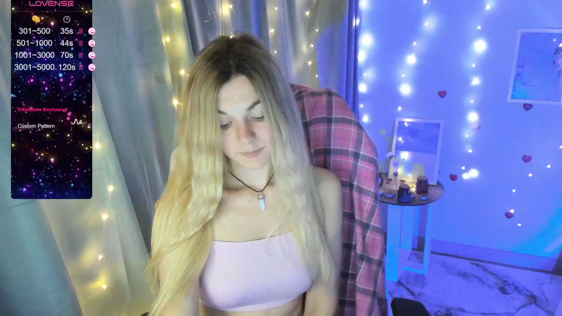 Gallery image thumbnail from Missi_More's myfreecams stream on, 07/04/2025, 11:50 image 13 of 20