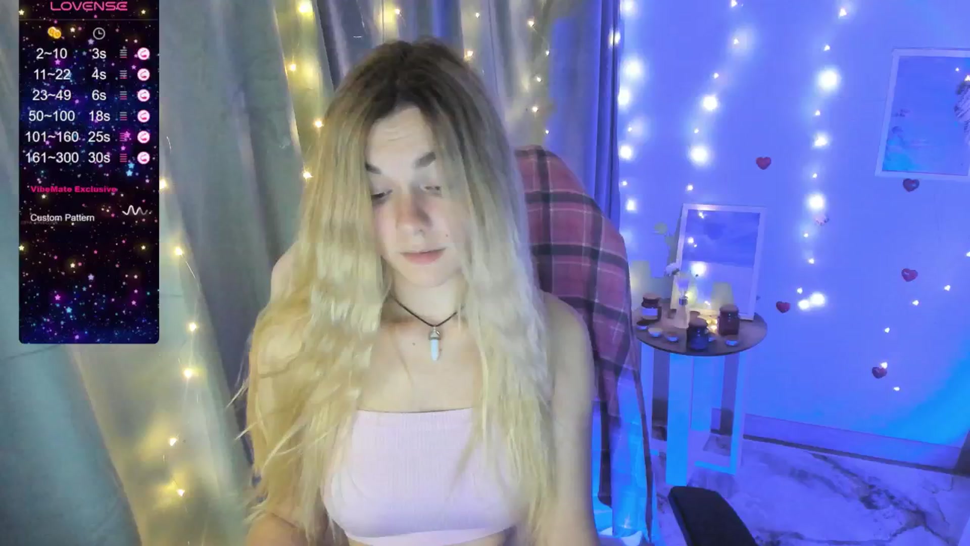 Gallery image thumbnail from Missi_More's myfreecams stream on, 07/04/2025, 11:50 image 8 of 20