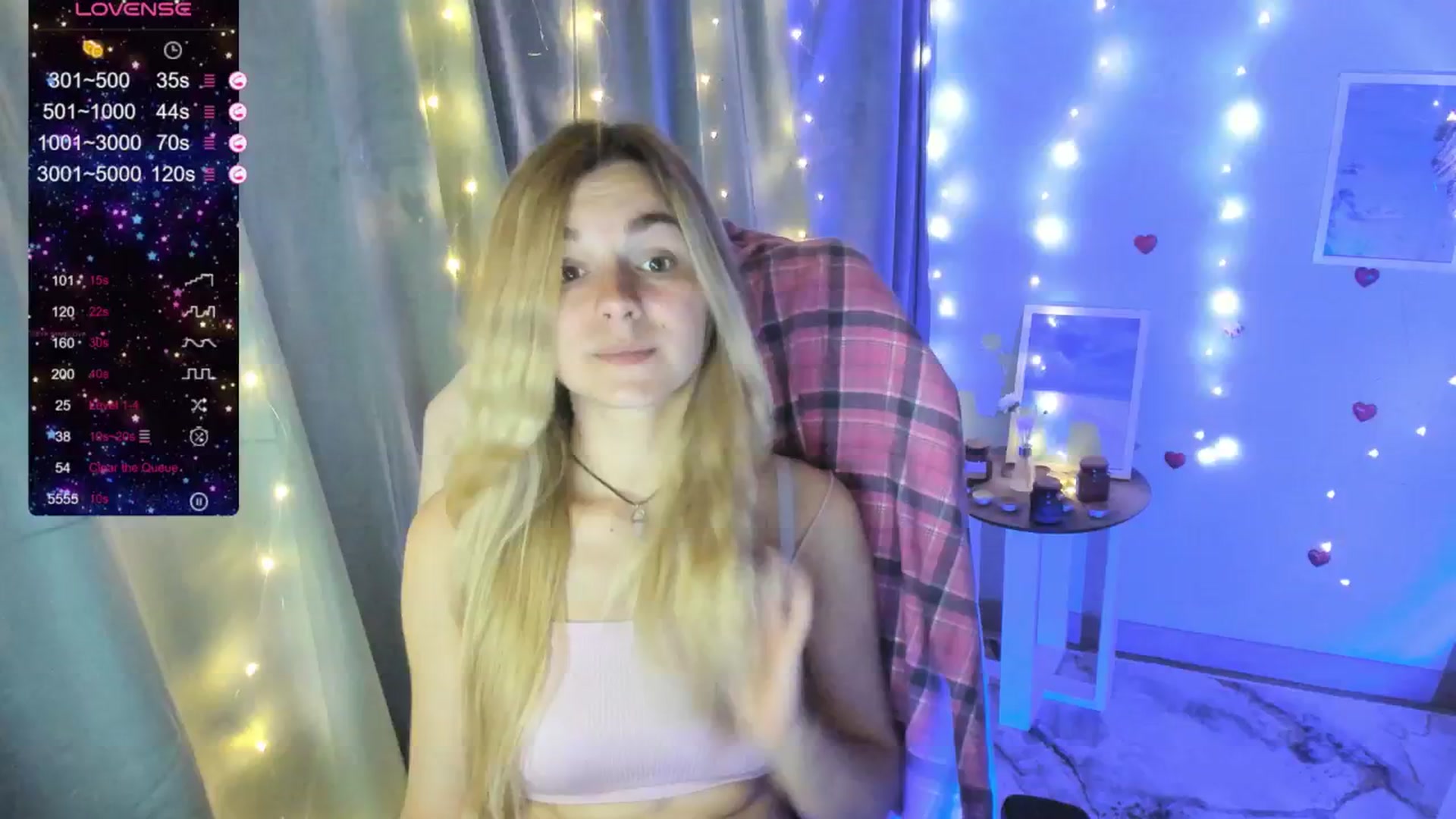 Gallery image thumbnail from Missi_More's myfreecams stream on, 07/04/2025, 11:50 image 18 of 20