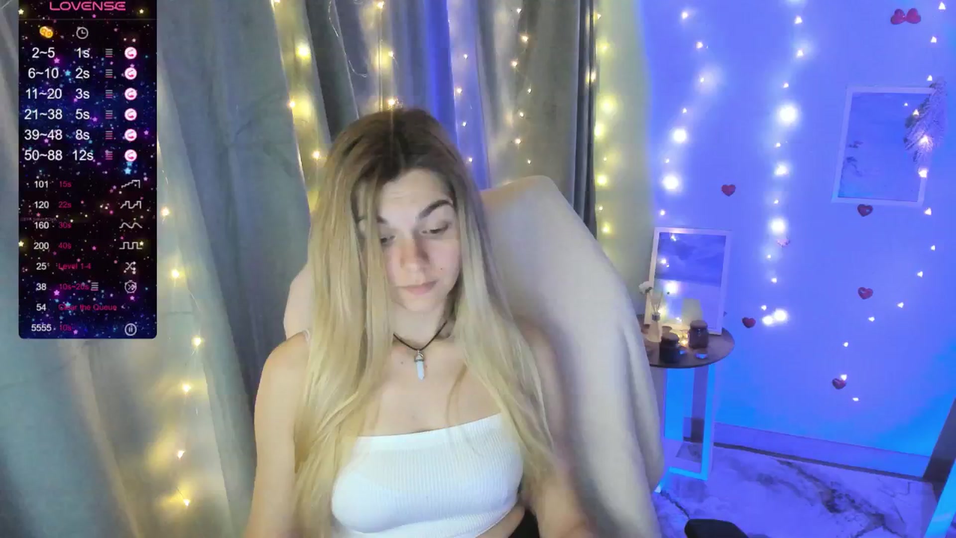 Gallery image thumbnail from Missi_More's myfreecams stream on, 07/06/2025, 09:38 image 15 of 20