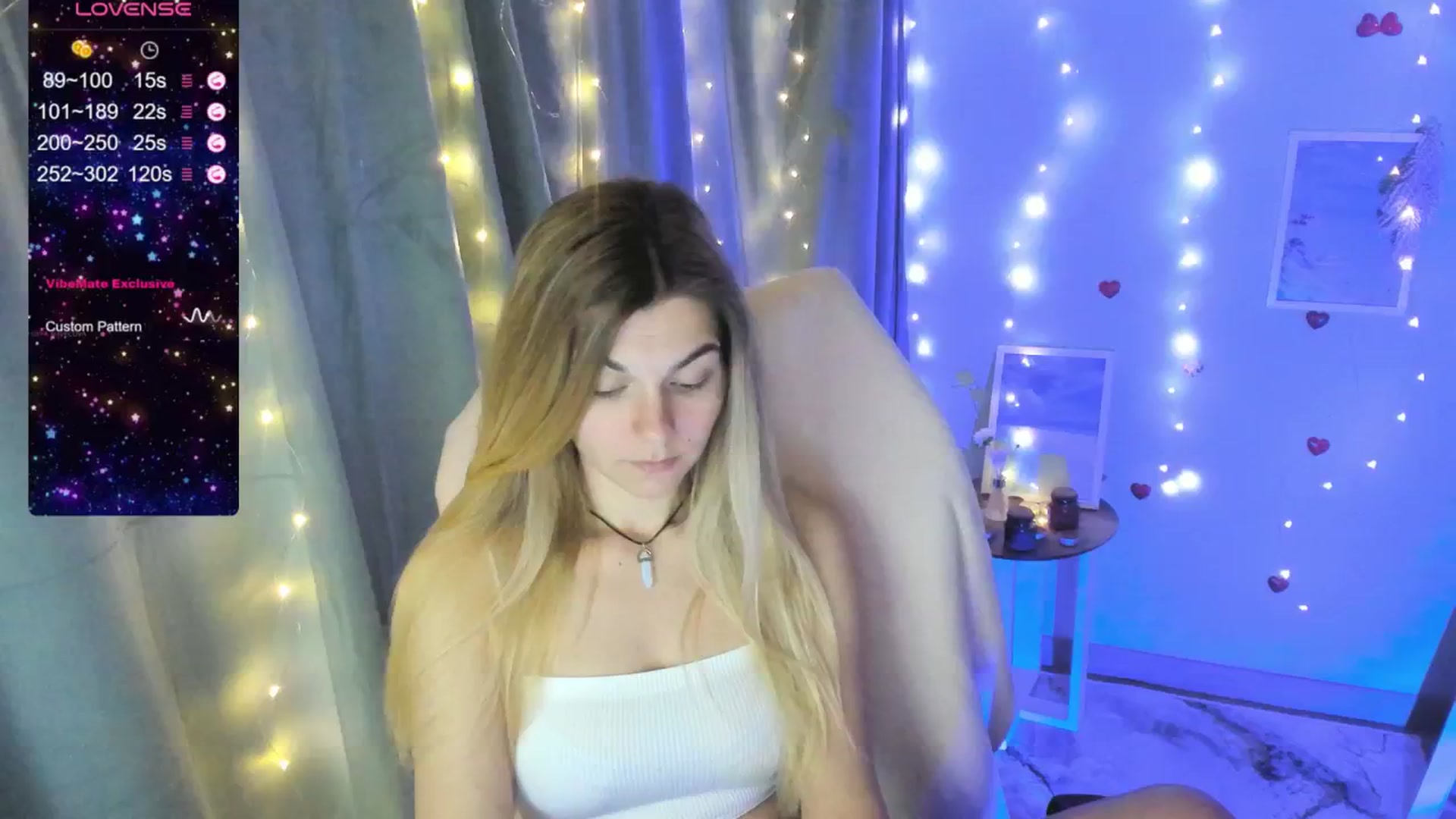 Gallery image thumbnail from Missi_More's myfreecams stream on, 07/06/2025, 09:38 image 16 of 20