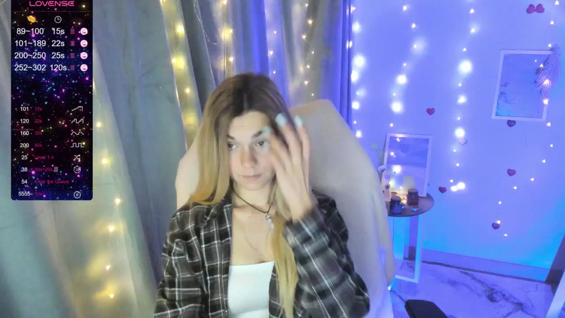 Gallery image thumbnail from Missi_More's myfreecams stream on, 07/06/2025, 10:59 image 9 of 20