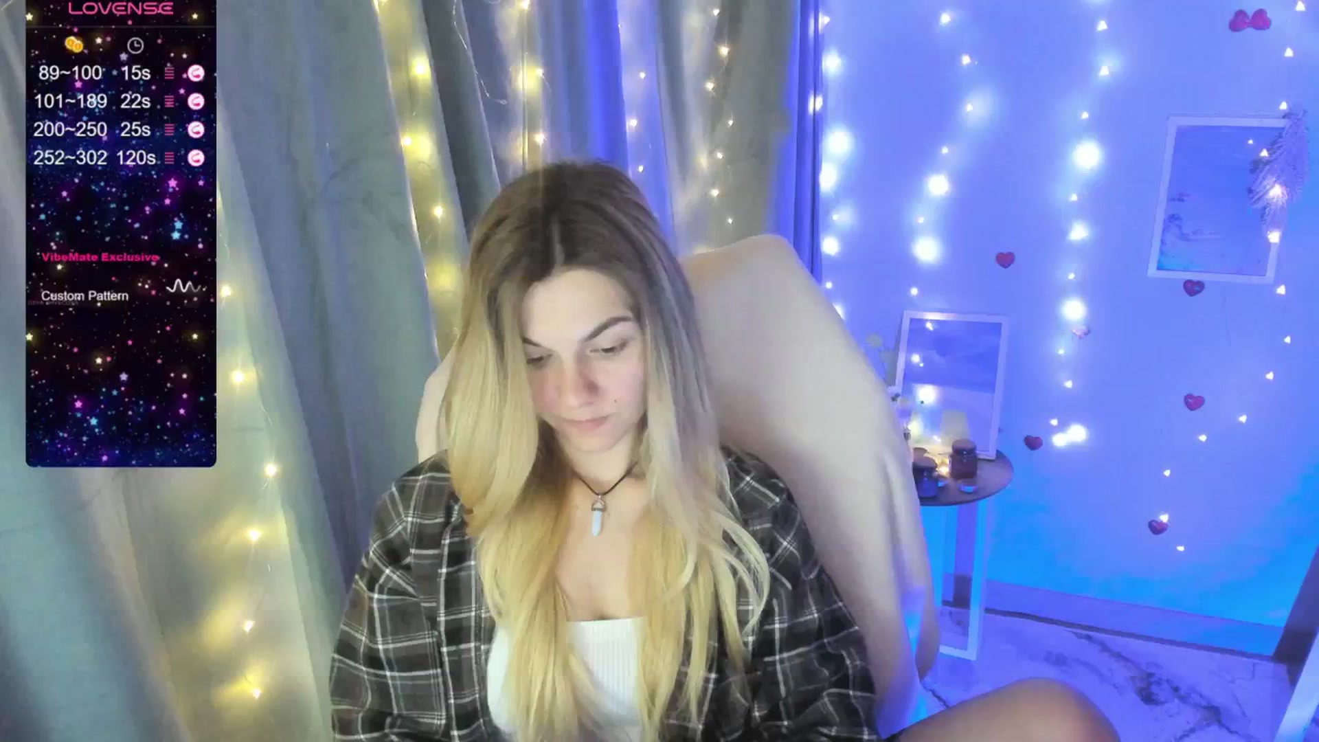 Gallery image thumbnail from Missi_More's myfreecams stream on, 07/06/2025, 10:59 image 3 of 20