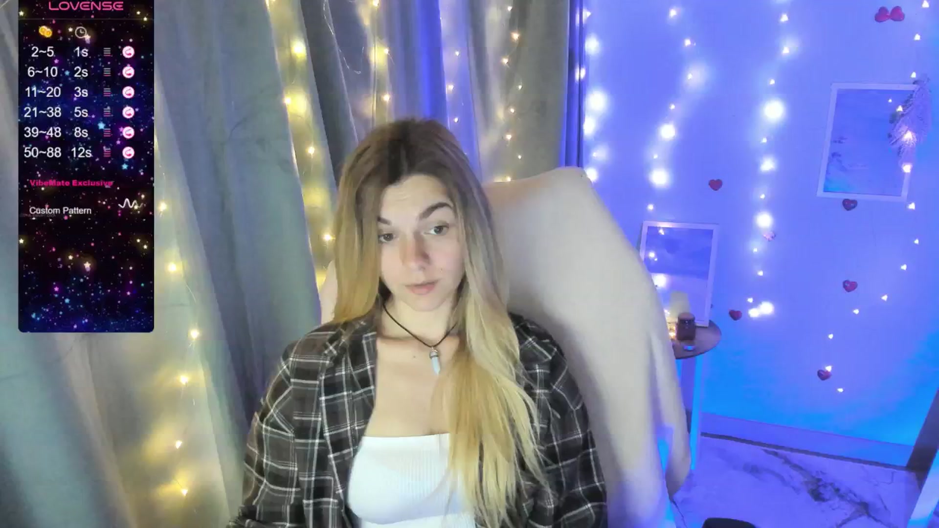 Gallery image thumbnail from Missi_More's myfreecams stream on, 07/06/2025, 10:59 image 16 of 20