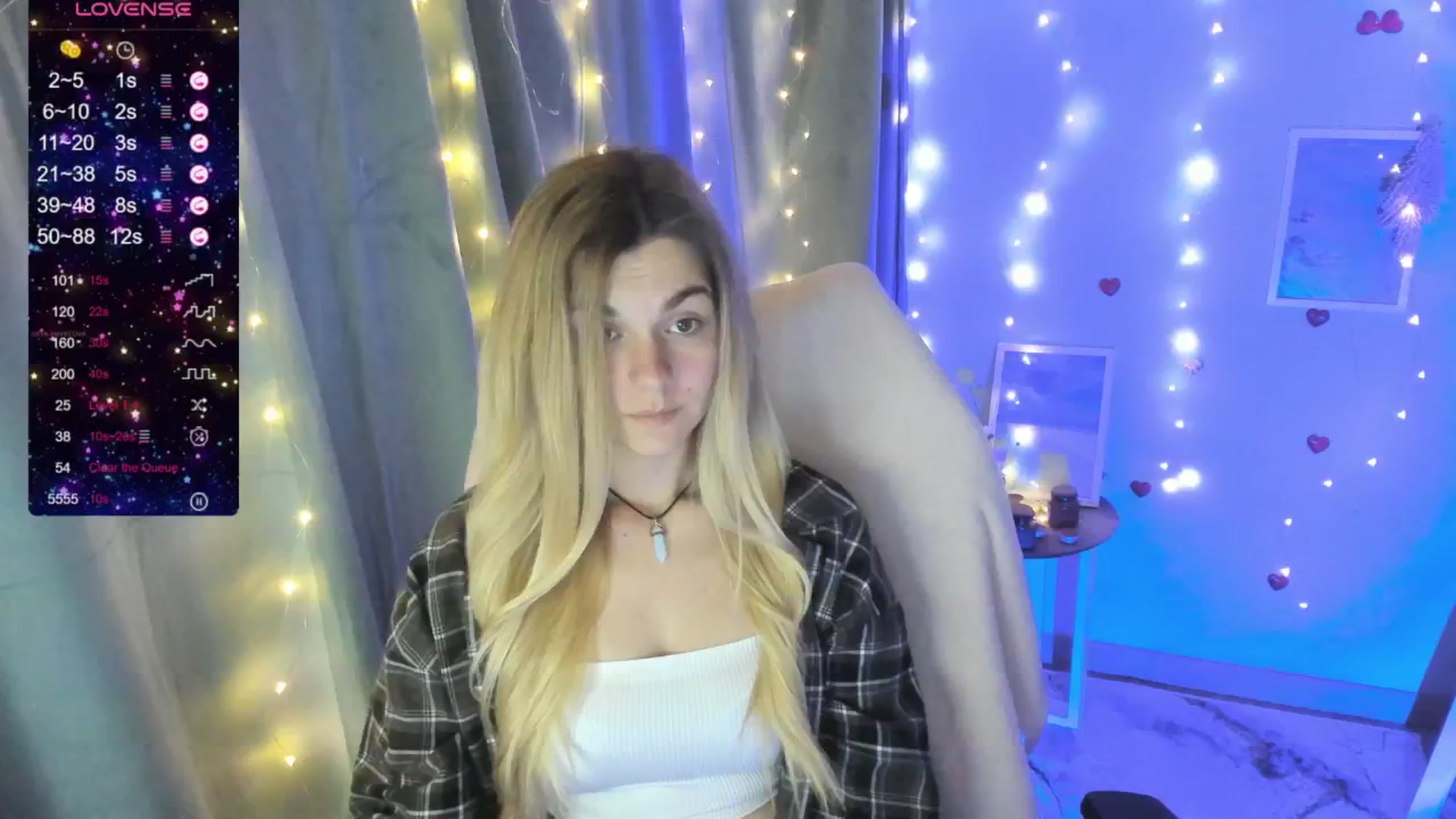 Gallery image thumbnail from Missi_More's myfreecams stream on, 07/06/2025, 10:59 image 10 of 20