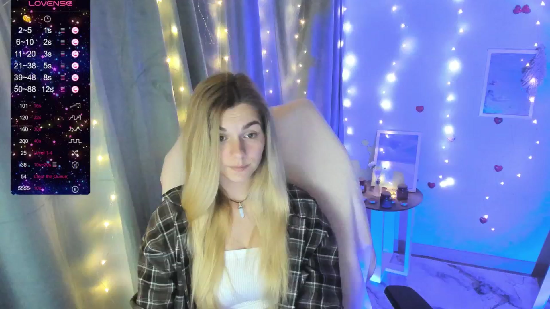 Gallery image thumbnail from Missi_More's myfreecams stream on, 07/06/2025, 12:39 image 6 of 20