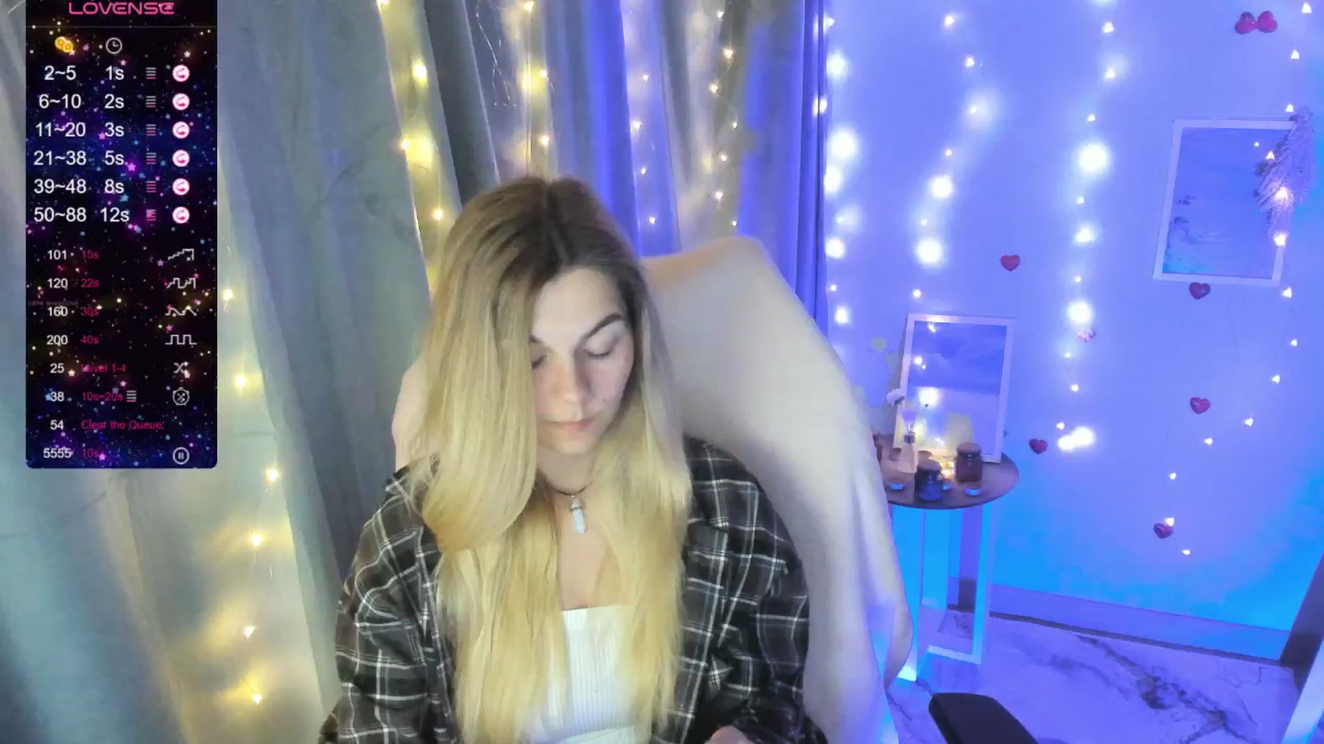 Gallery image thumbnail from Missi_More's myfreecams stream on, 07/06/2025, 12:39 image 5 of 20