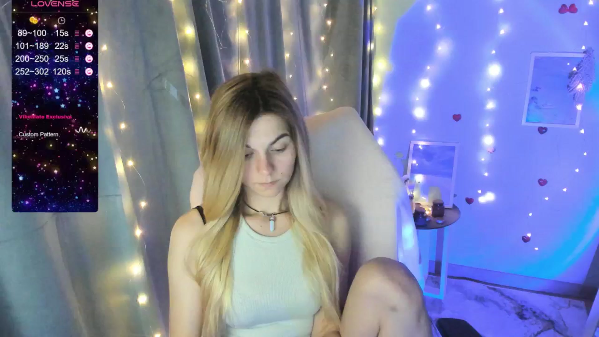 Gallery image thumbnail from Missi_More's myfreecams stream on, 07/07/2025, 11:40 image 18 of 20