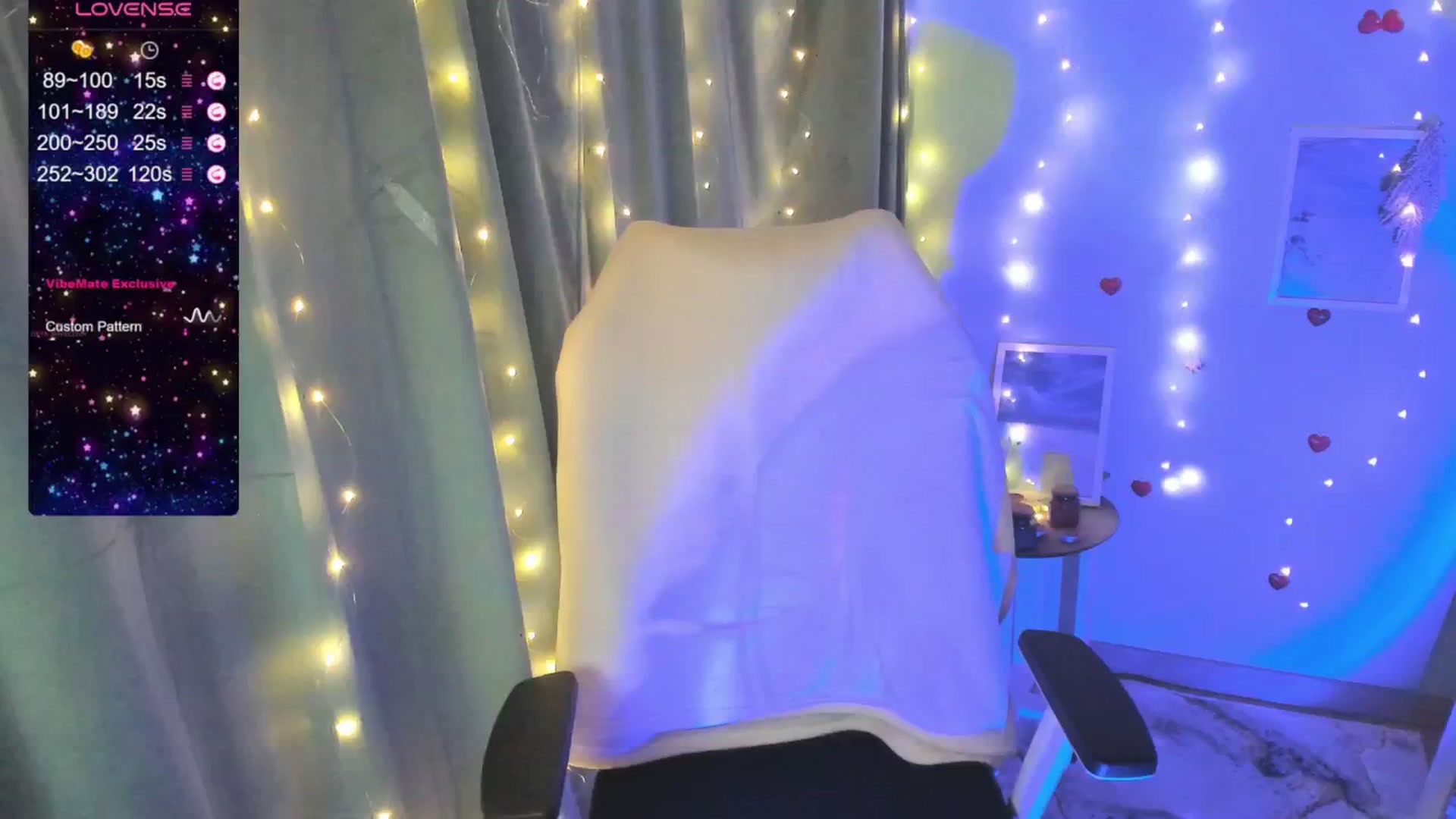 Gallery image thumbnail from Missi_More's myfreecams stream on, 07/07/2025, 11:40 image 17 of 20