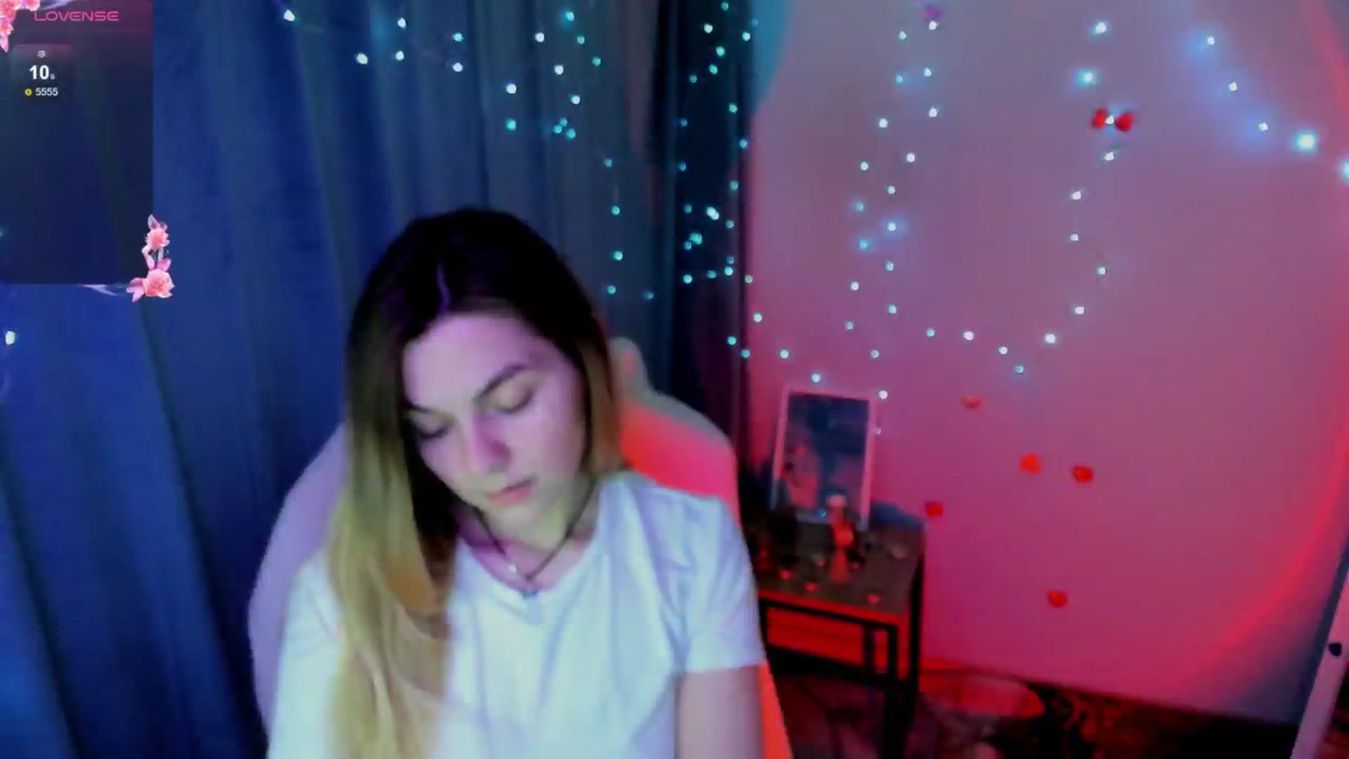 Gallery image thumbnail from Missi_More's myfreecams stream on, 04/19/2026, 11:59 image 17 of 20