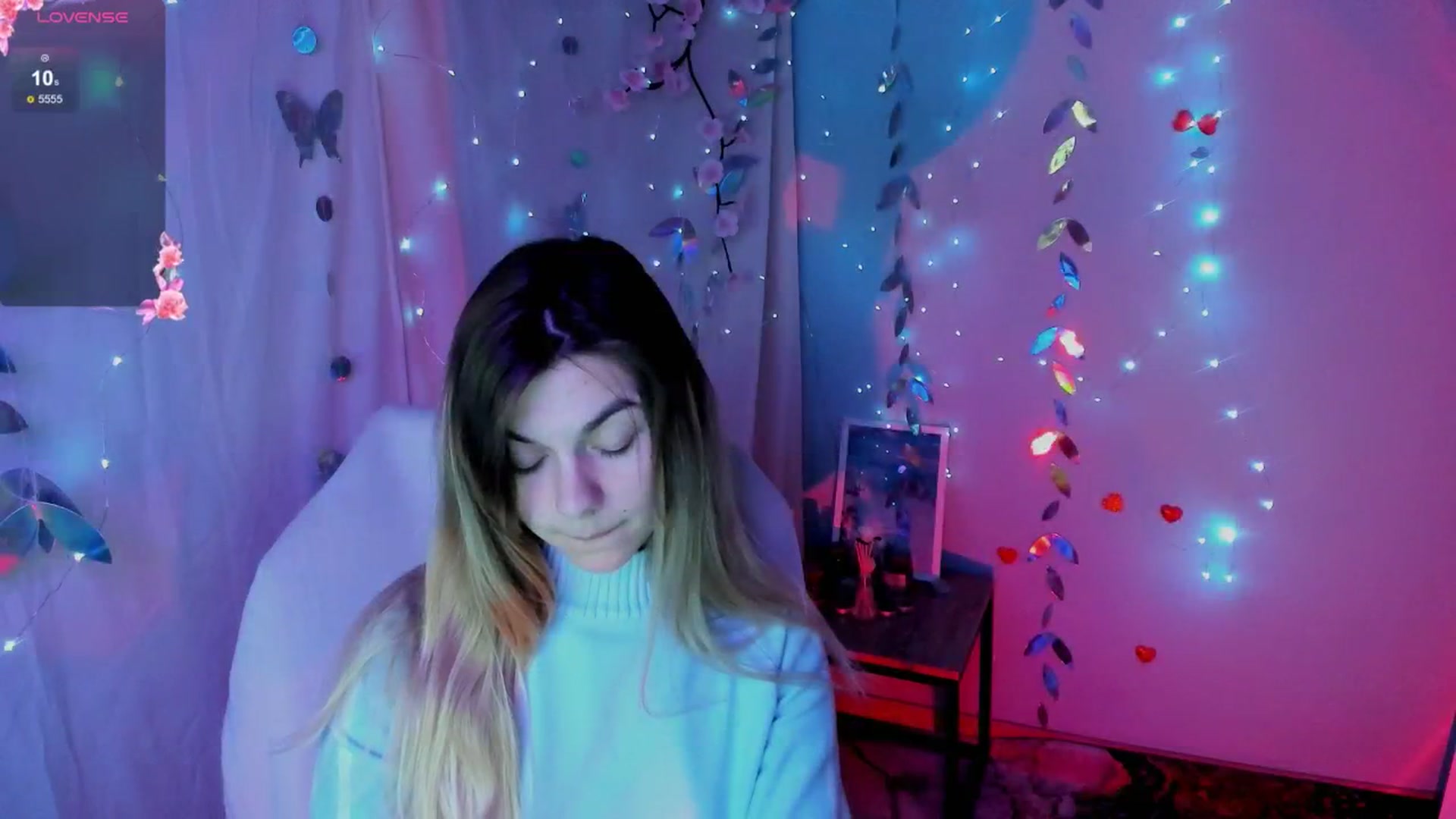 Gallery image thumbnail from Missi_More's myfreecams stream on, 04/21/2026, 10:46 image 15 of 20