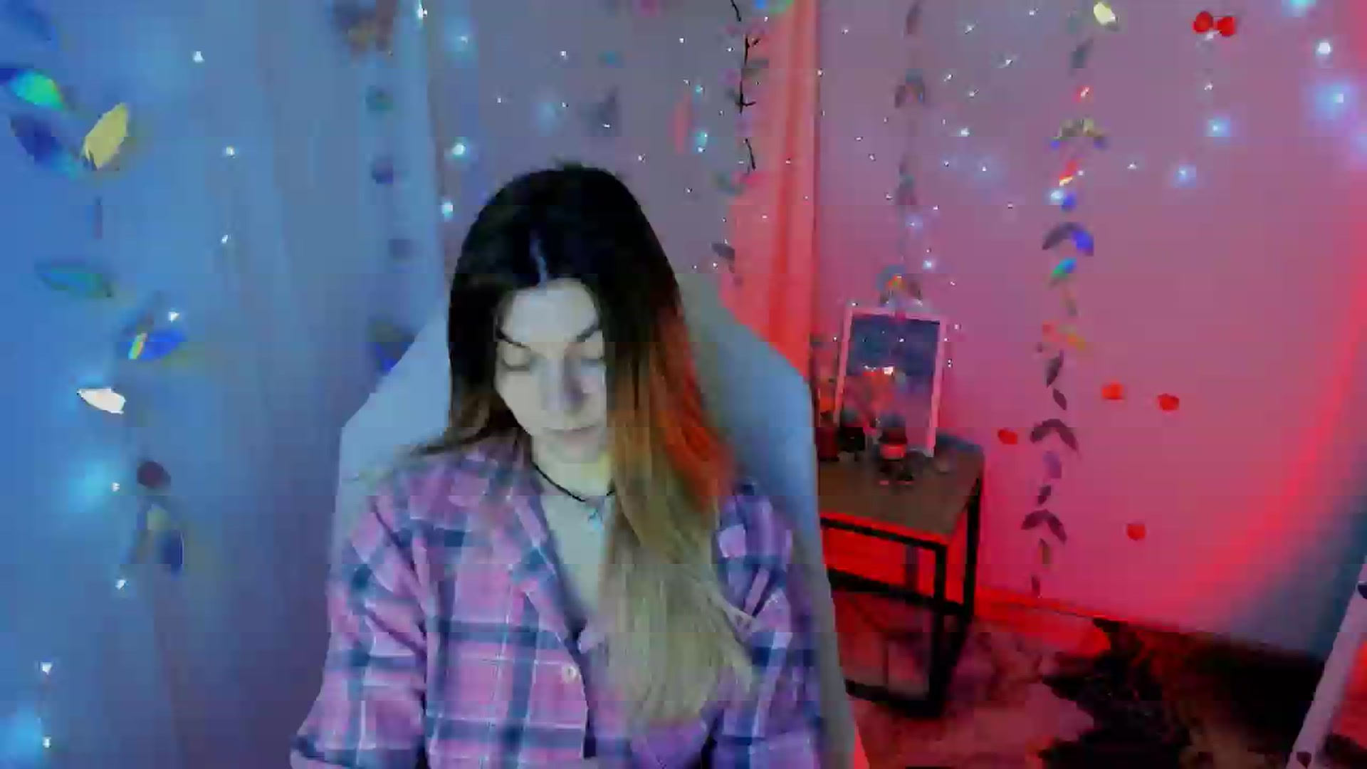 Gallery image thumbnail from Missi_More's myfreecams stream on, 05/02/2026, 11:17 image 9 of 20