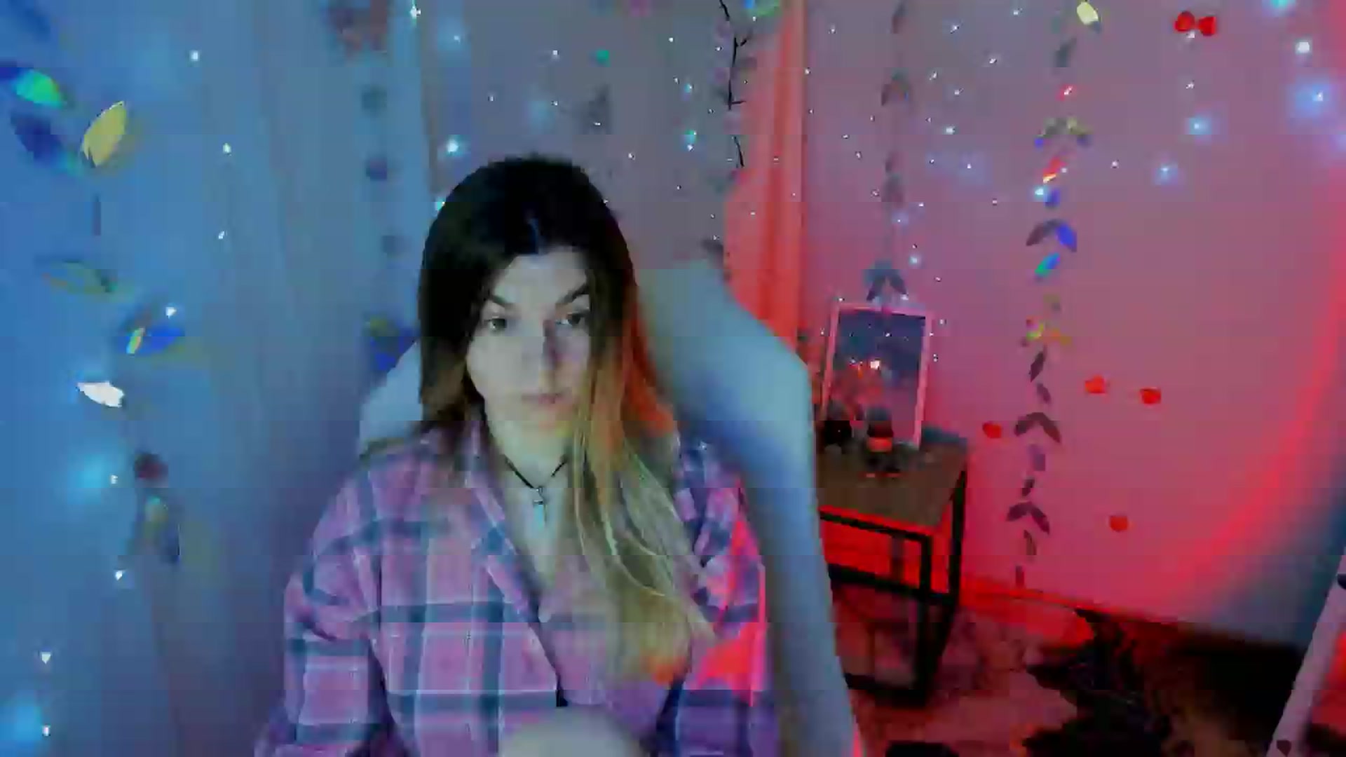 Gallery image thumbnail from Missi_More's myfreecams stream on, 05/02/2026, 11:17 image 11 of 20