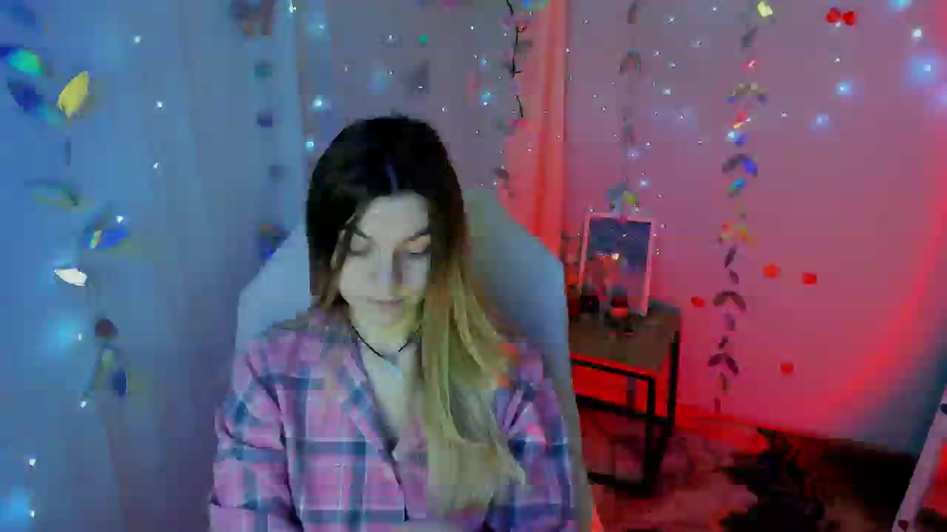 Gallery image thumbnail from Missi_More's myfreecams stream on, 05/02/2026, 11:17 image 10 of 20