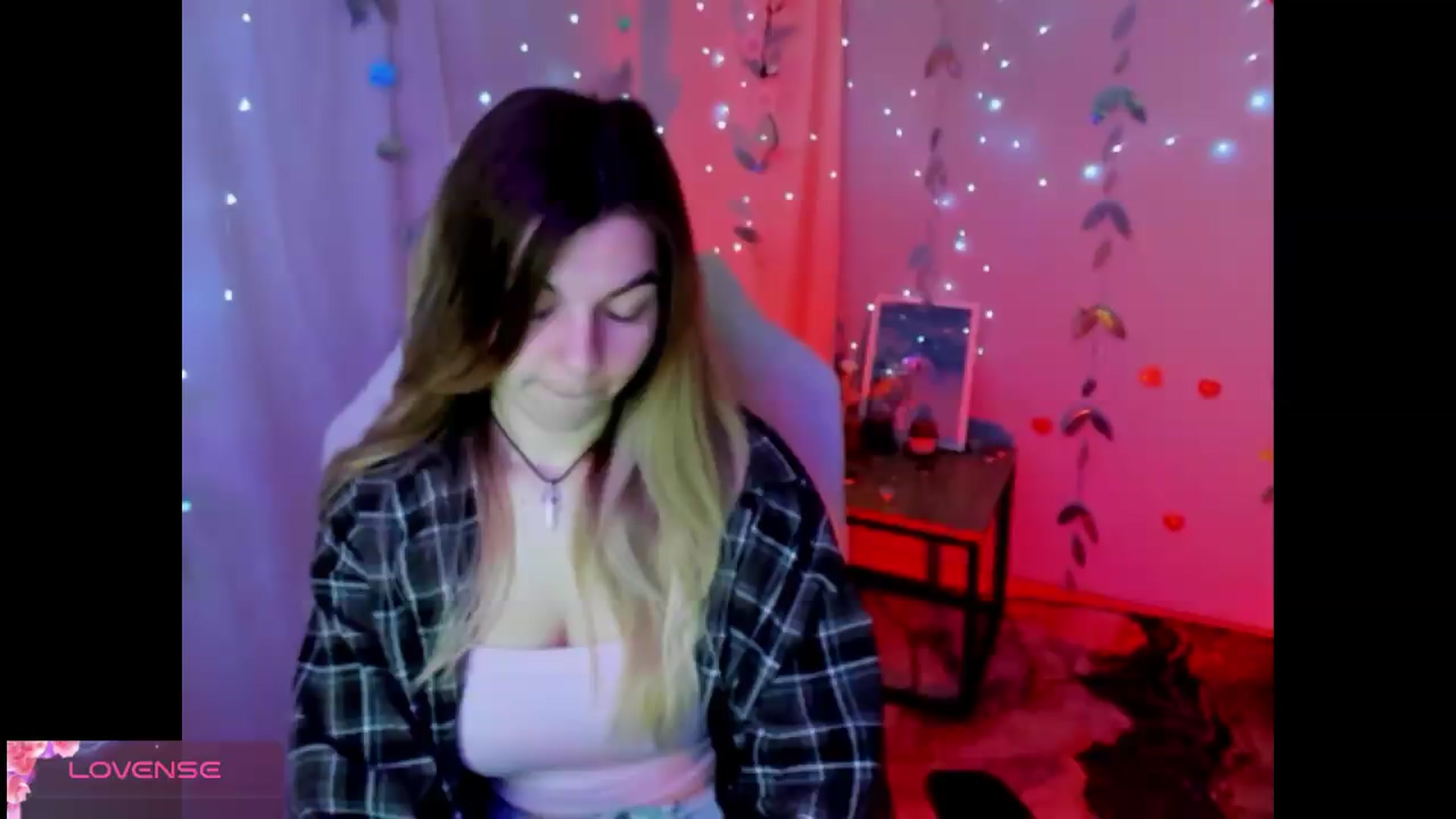 Gallery image thumbnail from Missi_More's myfreecams stream on, 05/07/2026, 11:52 image 12 of 20