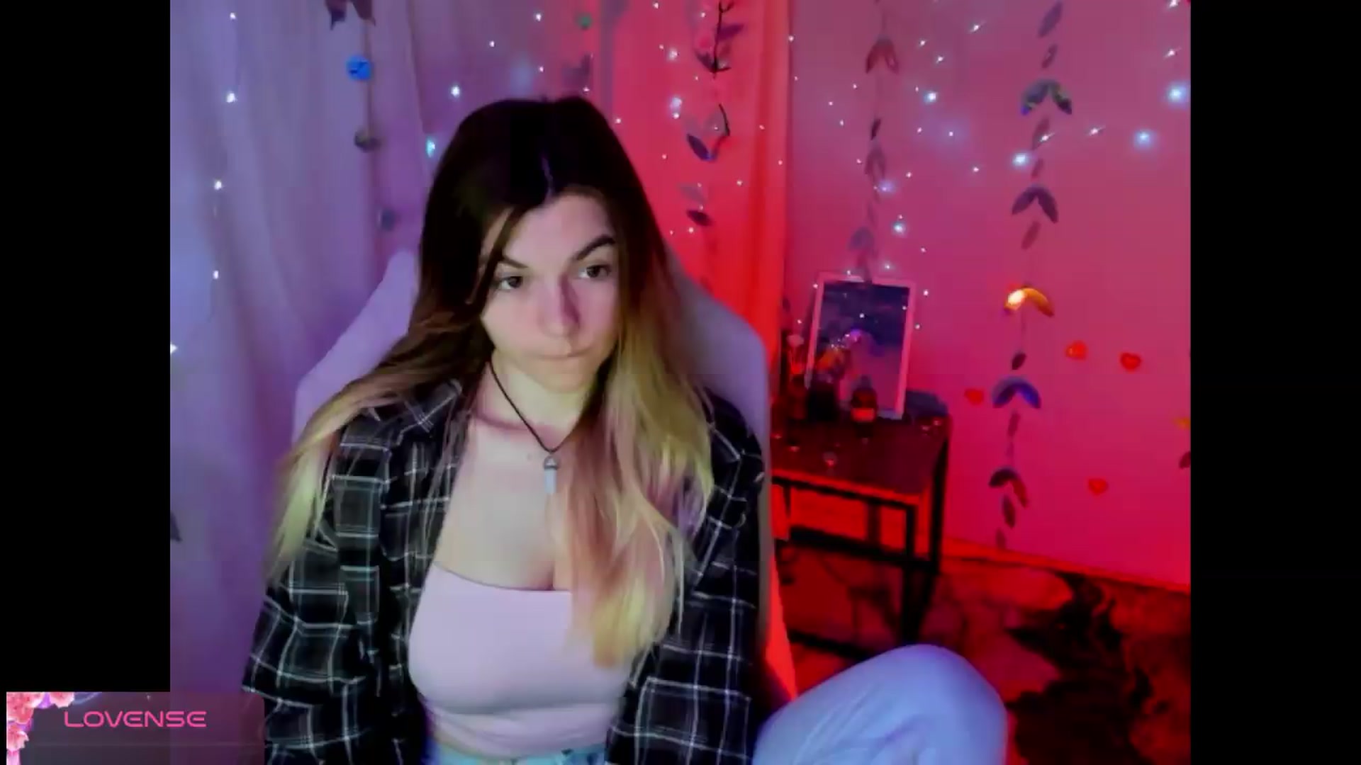 Gallery image thumbnail from Missi_More's myfreecams stream on, 05/07/2026, 11:52 image 16 of 20