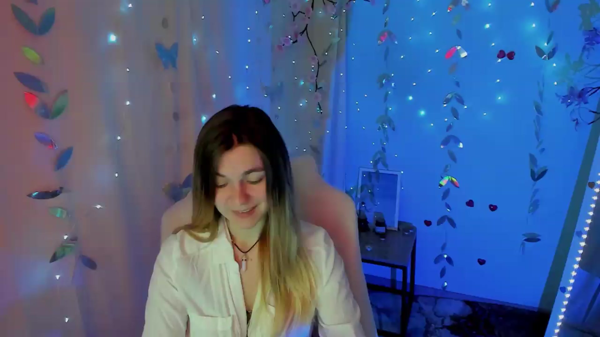 Gallery image thumbnail from Missi_More's myfreecams stream on, 05/11/2026, 10:19 image 16 of 20