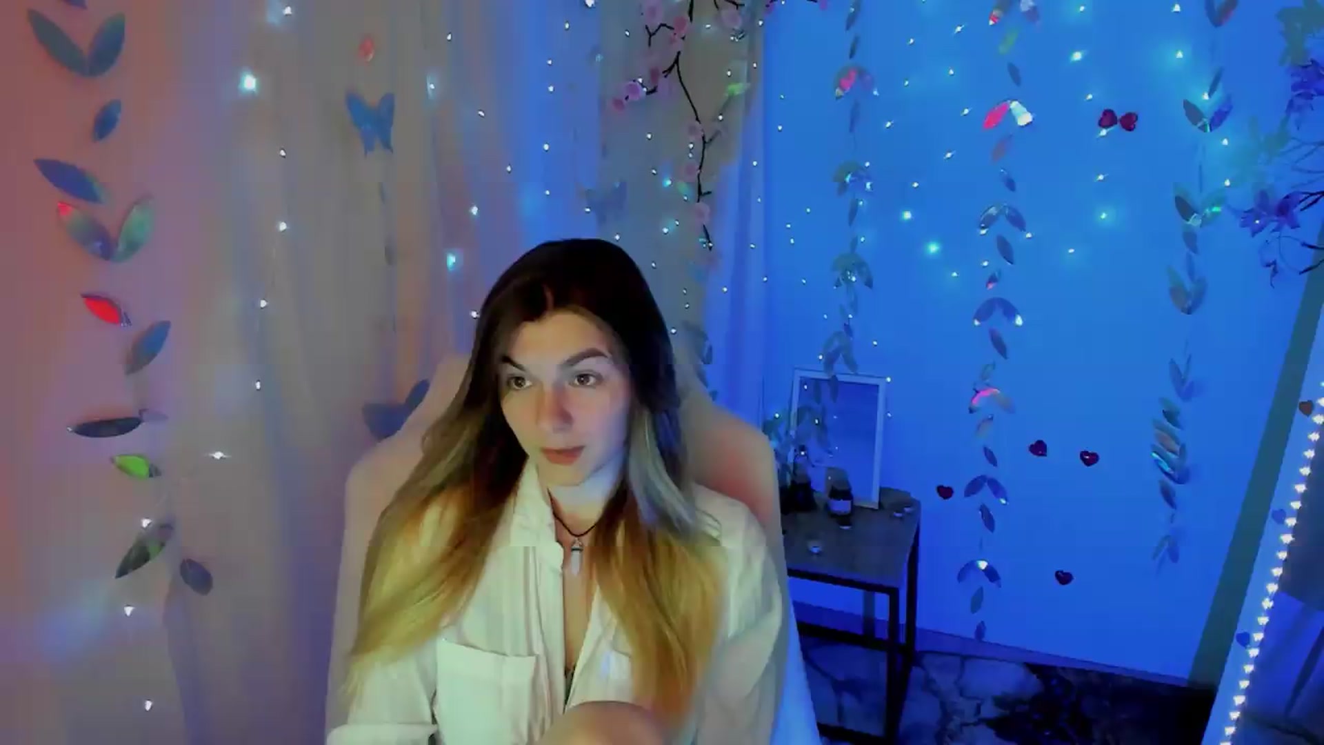 Gallery image thumbnail from Missi_More's myfreecams stream on, 05/11/2026, 11:06 image 14 of 20