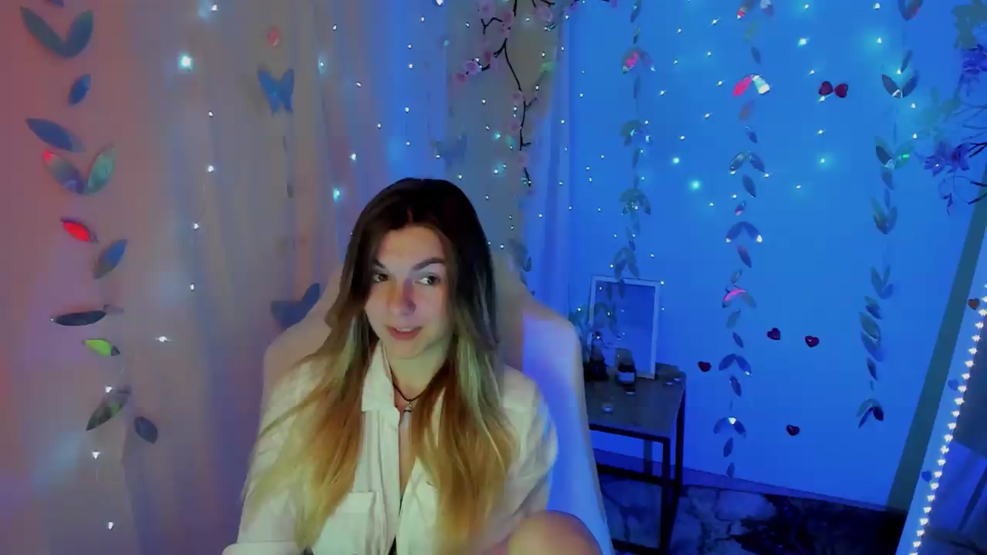 Gallery image thumbnail from Missi_More's myfreecams stream on, 05/11/2026, 11:06 image 16 of 20