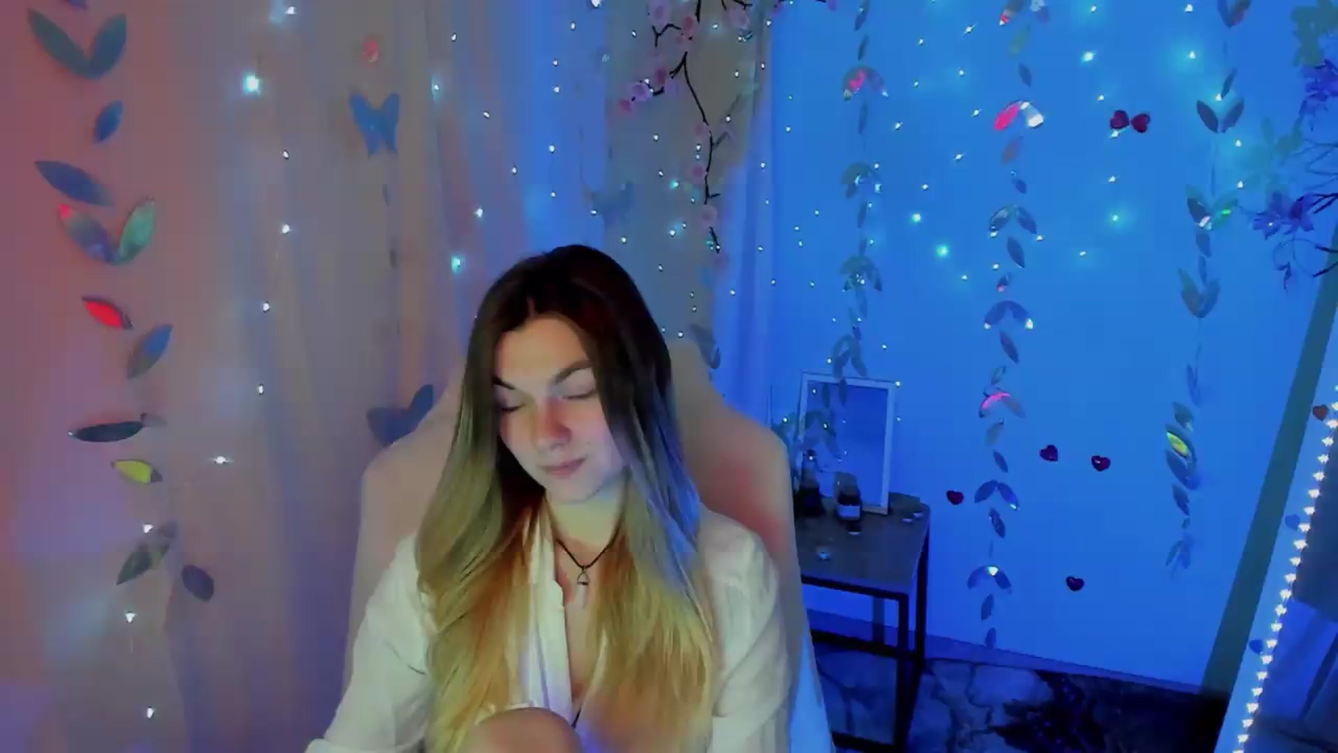Gallery image thumbnail from Missi_More's myfreecams stream on, 05/11/2026, 11:06 image 7 of 20