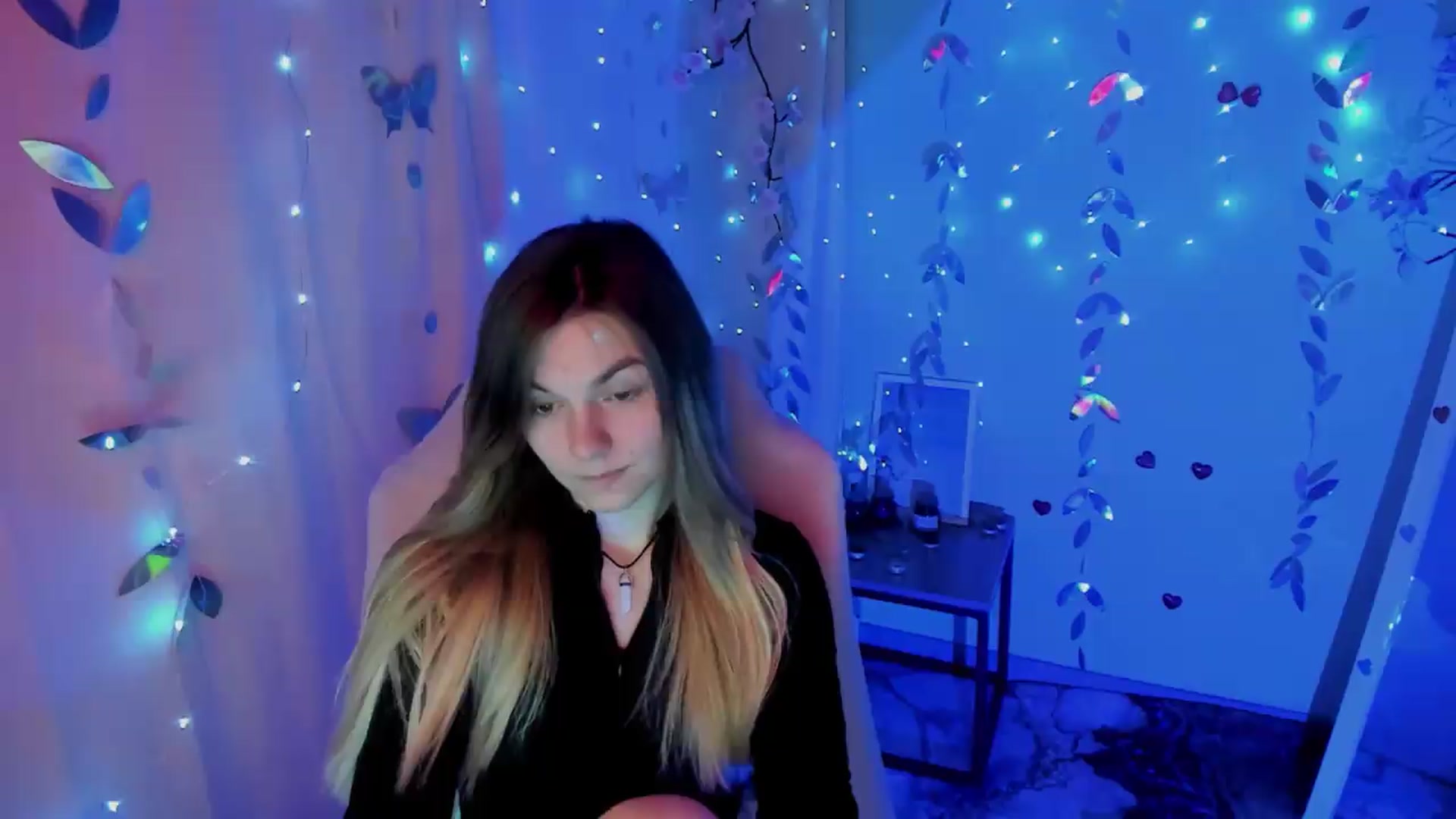 Gallery image thumbnail from Missi_More's myfreecams stream on, 05/15/2026, 10:21 image 8 of 20