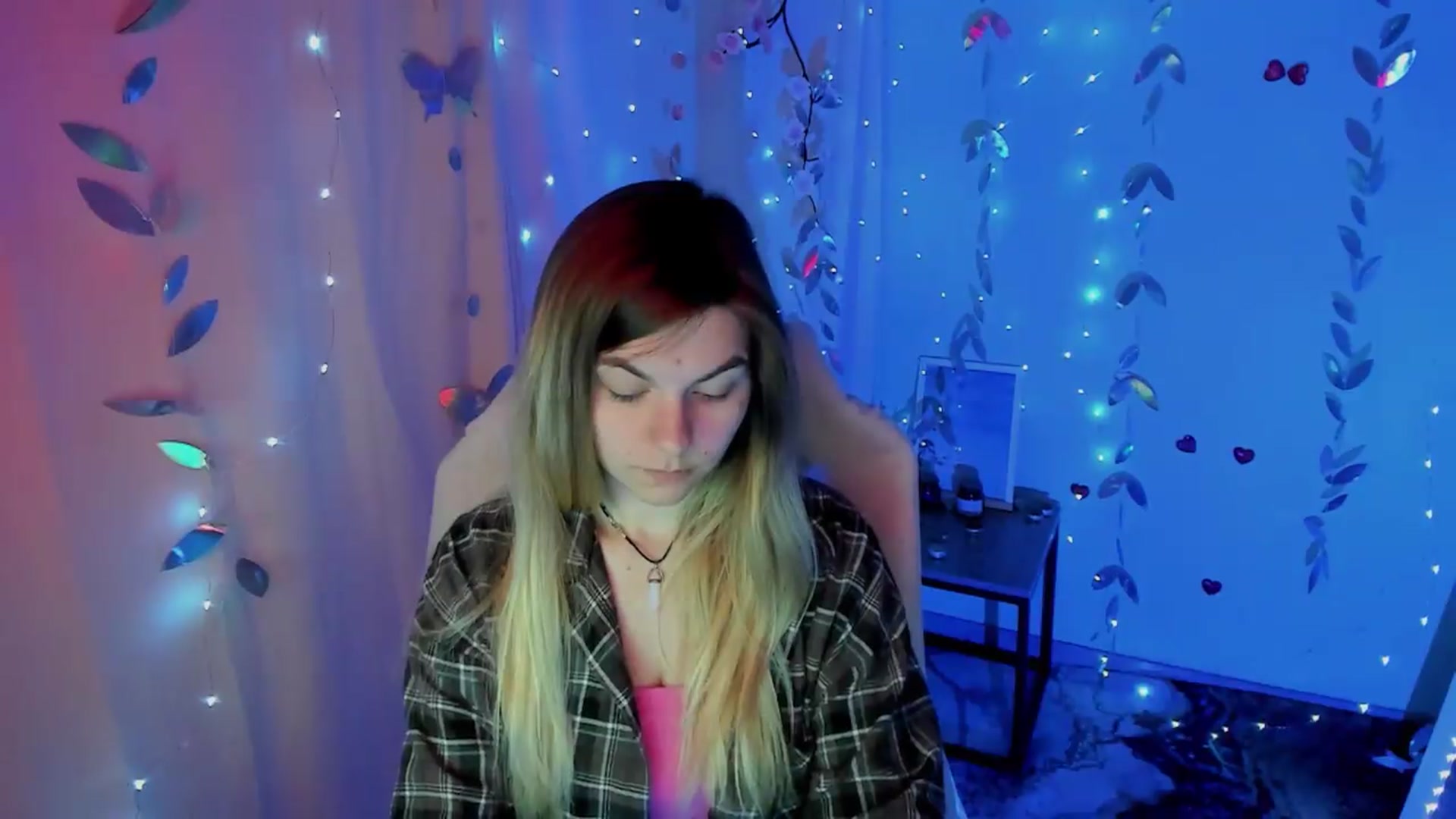 Gallery image thumbnail from Missi_More's myfreecams stream on, 05/17/2026, 11:32 image 9 of 20