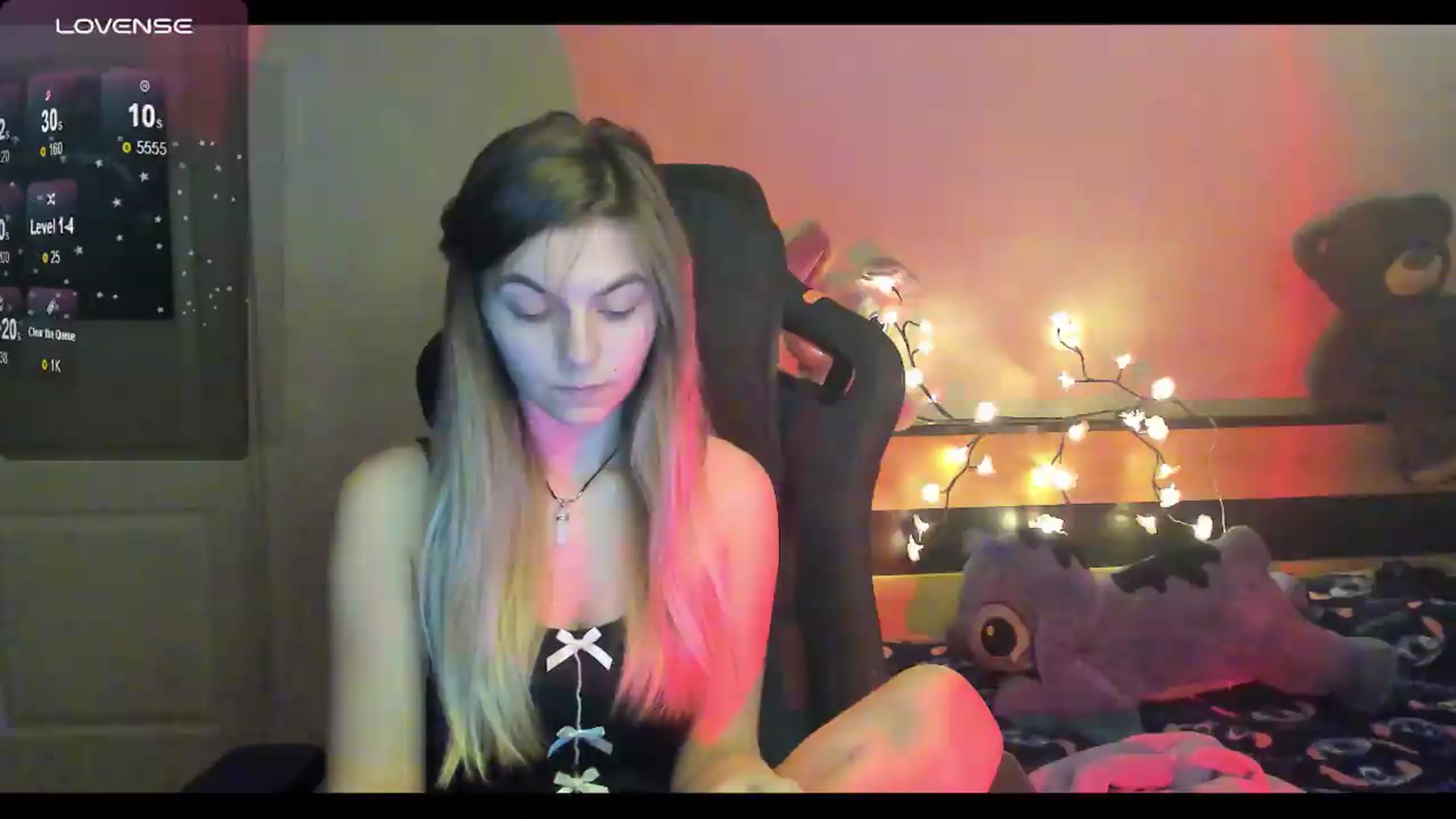 Gallery image thumbnail from Missi_More's myfreecams stream on, 06/04/2026, 11:40 image 14 of 20