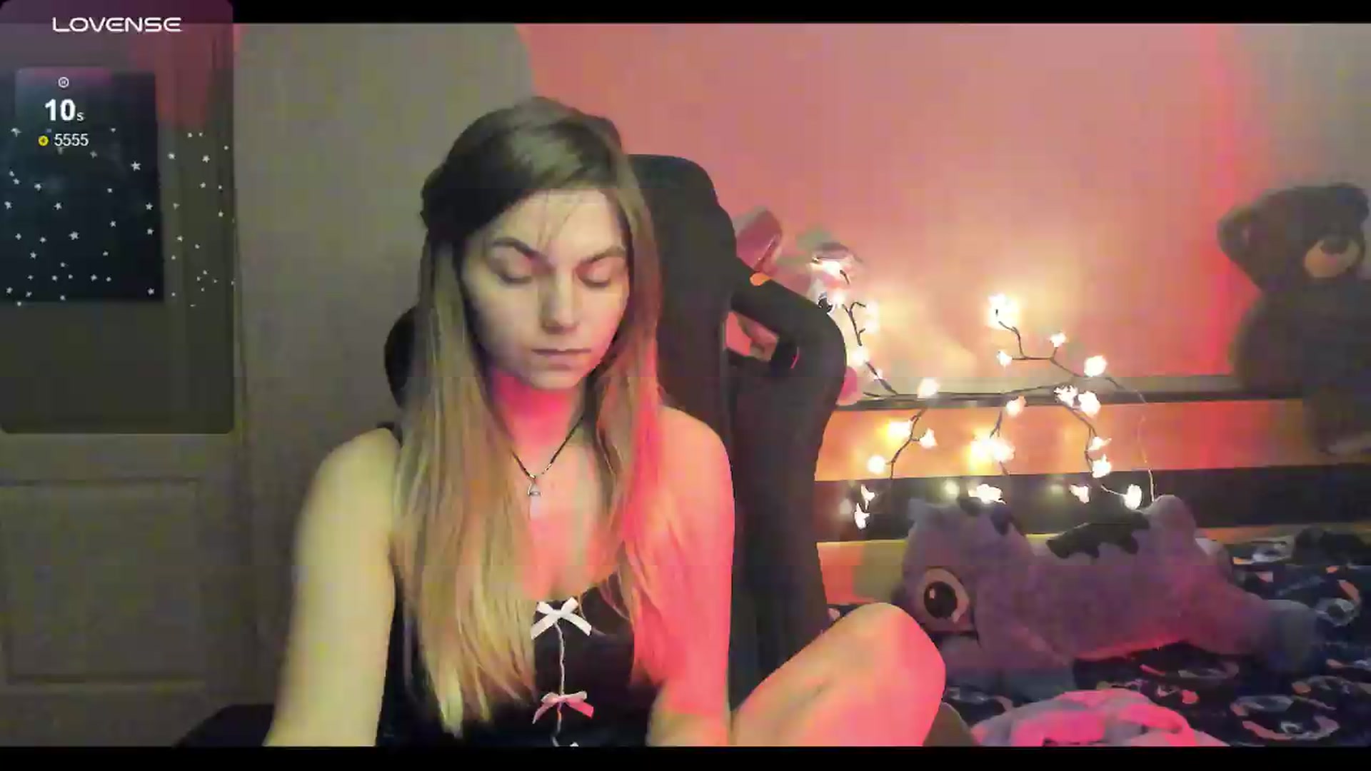 Gallery image thumbnail from Missi_More's myfreecams stream on, 06/04/2026, 11:40 image 19 of 20