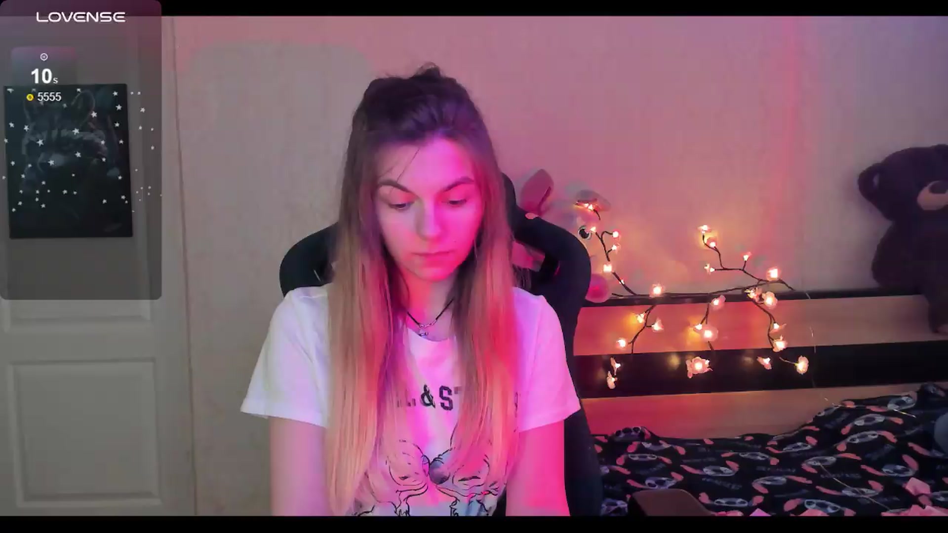 Gallery image thumbnail from Missi_More's myfreecams stream on, 06/05/2026, 12:16 image 12 of 20