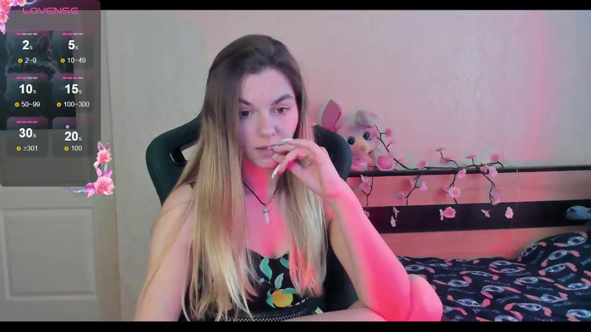 Gallery image thumbnail from Missi_More's myfreecams stream on, 06/12/2026, 11:46 image 2 of 20