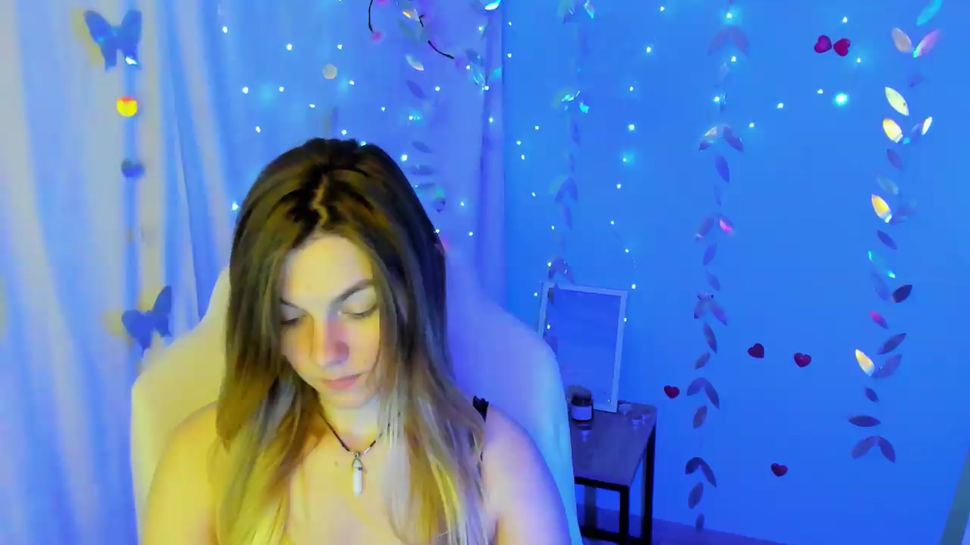 Gallery image thumbnail from Missi_More's myfreecams stream on, 06/28/2026, 11:27 image 11 of 20