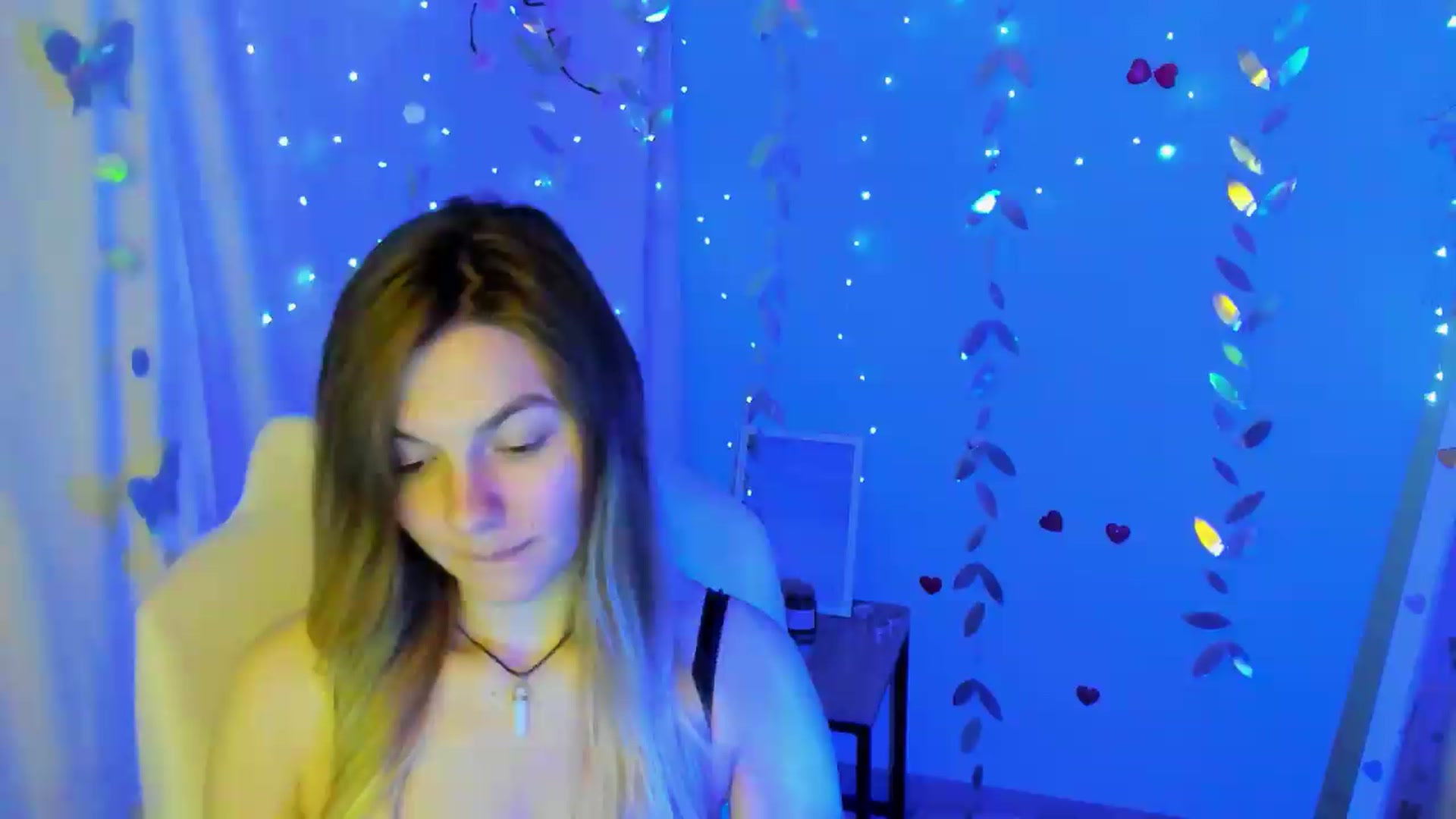 Gallery image thumbnail from Missi_More's myfreecams stream on, 06/28/2026, 11:27 image 3 of 20