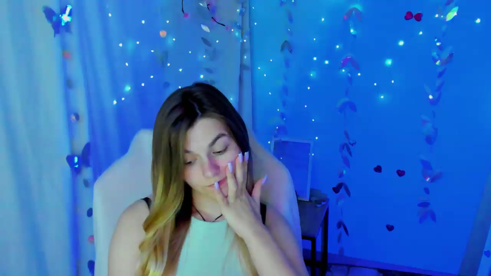 Gallery image thumbnail from Missi_More's myfreecams stream on, 07/02/2026, 11:28 image 8 of 20