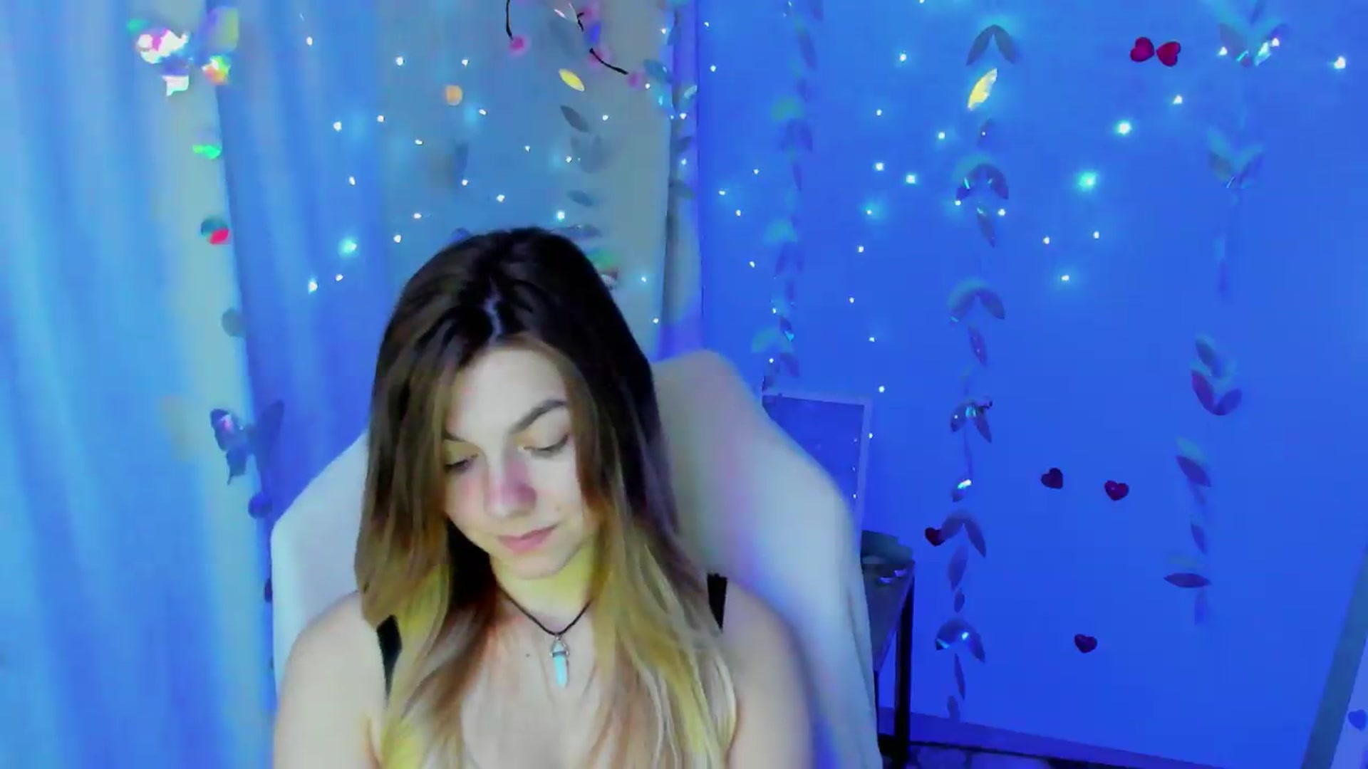 Gallery image thumbnail from Missi_More's myfreecams stream on, 07/05/2026, 10:45 image 7 of 20