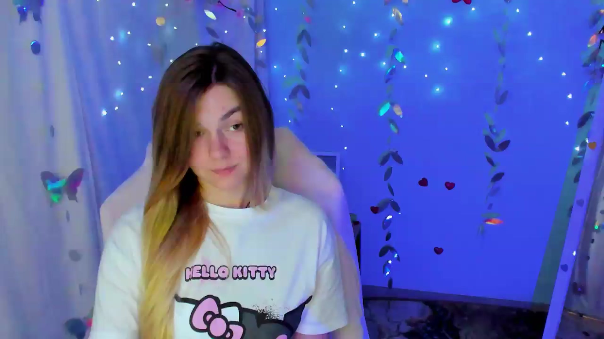 Gallery image thumbnail from Missi_More's myfreecams stream on, 07/26/2026, 10:15 image 17 of 20