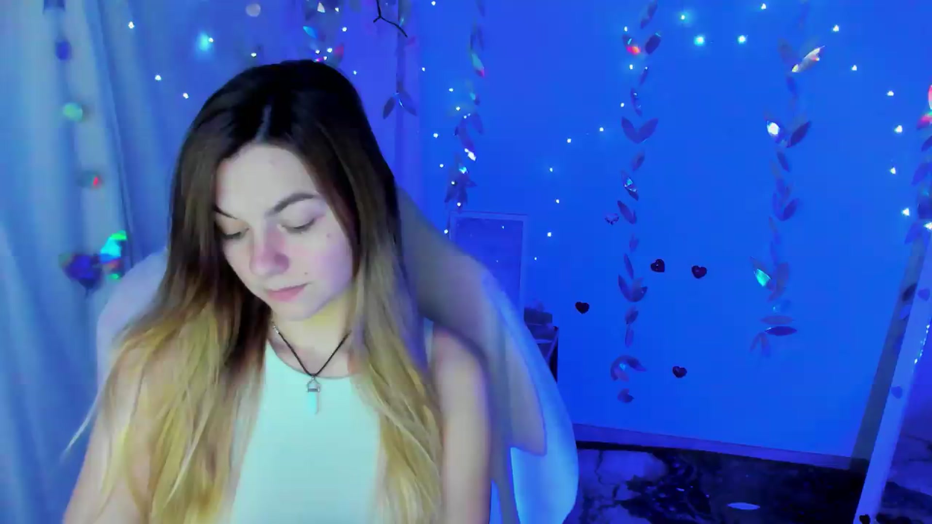 Gallery image thumbnail from Missi_More's myfreecams stream on, 09/09/2026, 08:44 image 14 of 20