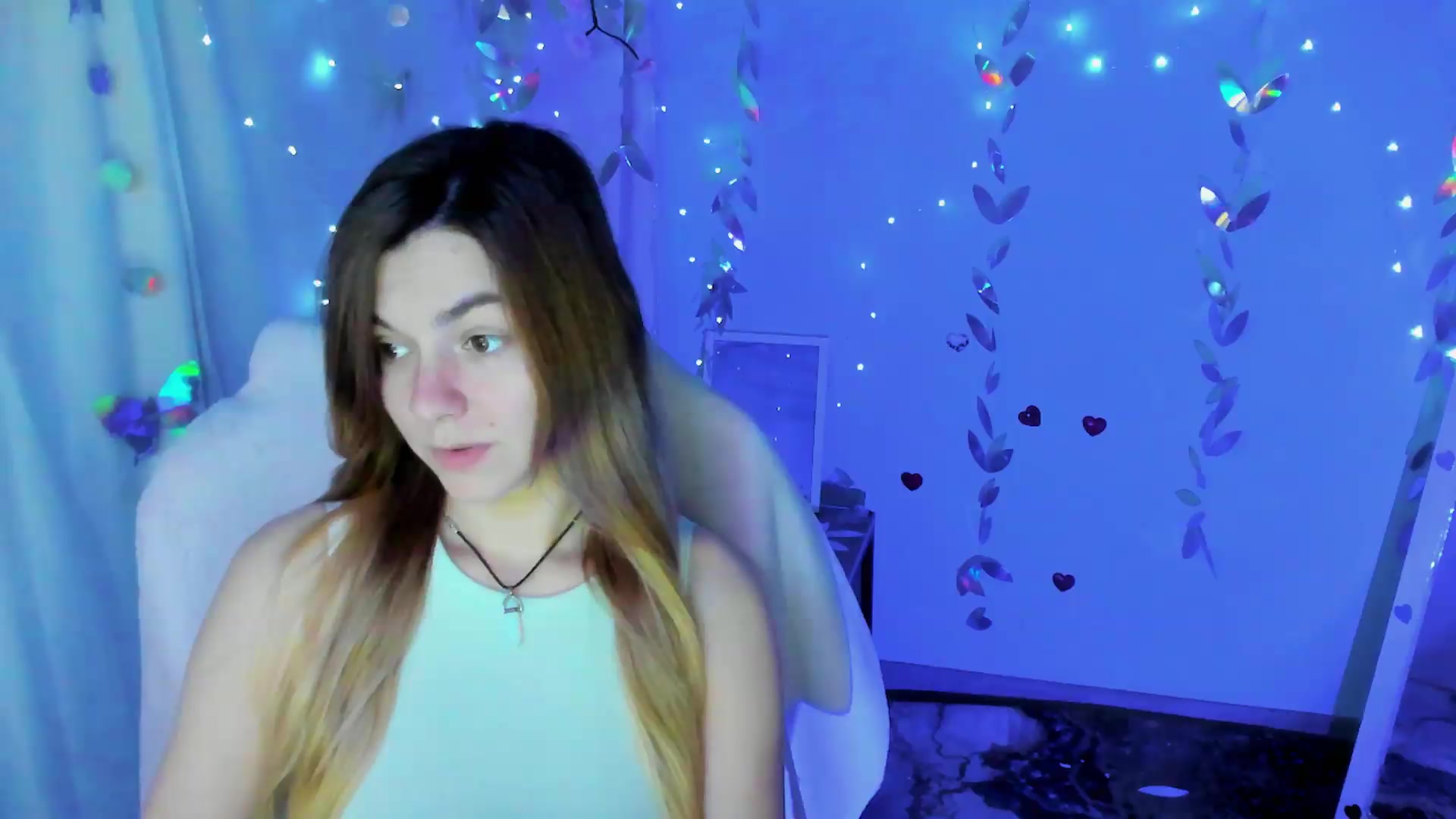 Gallery image thumbnail from Missi_More's myfreecams stream on, 09/09/2026, 08:44 image 17 of 20