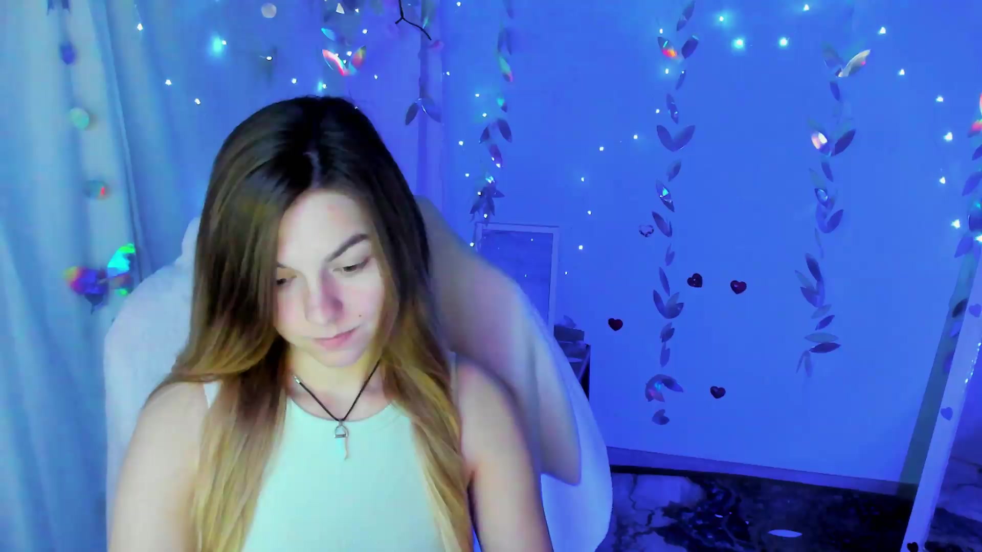 Gallery image thumbnail from Missi_More's myfreecams stream on, 09/09/2026, 08:44 image 16 of 20