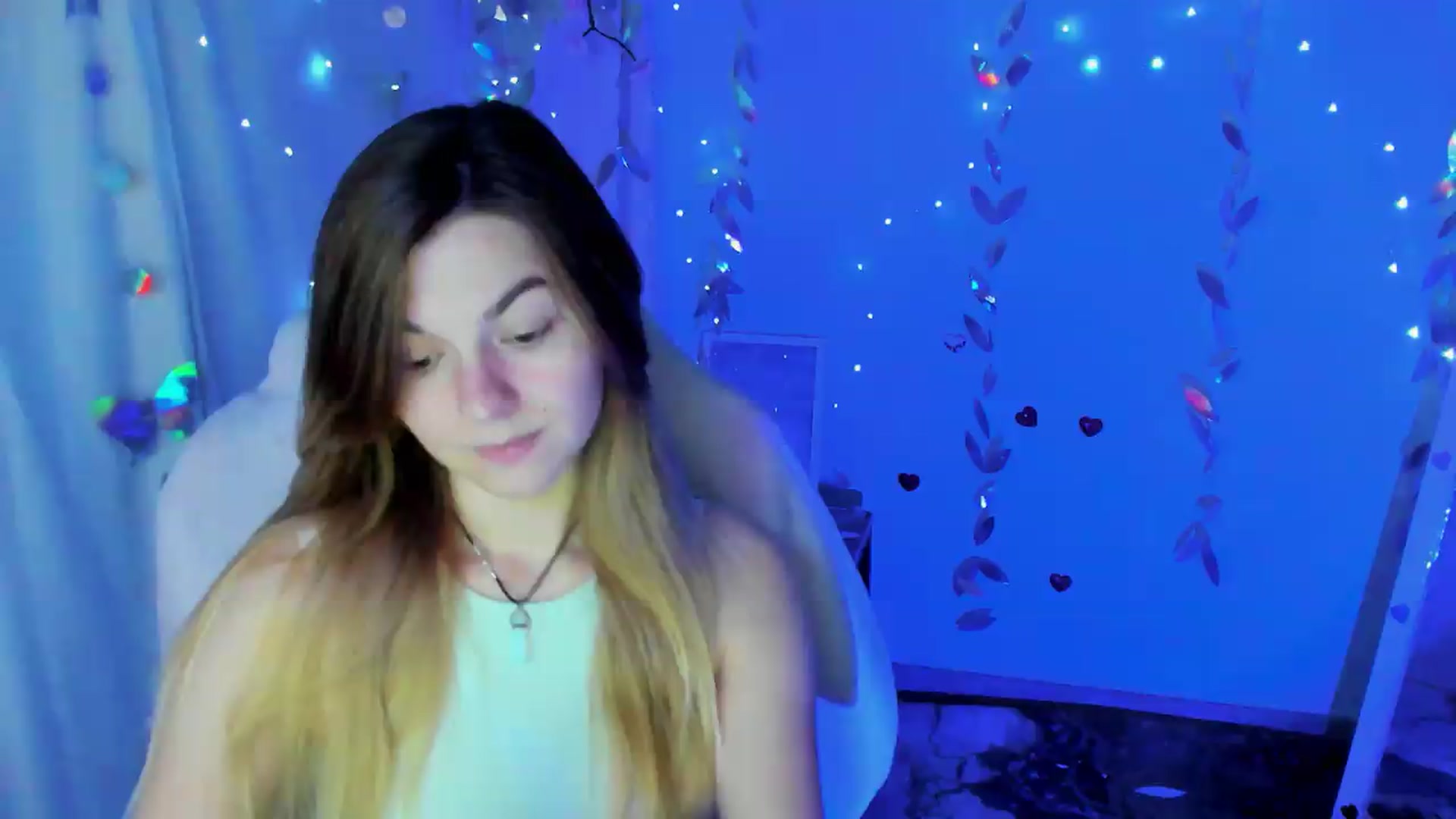 Gallery image thumbnail from Missi_More's myfreecams stream on, 09/09/2026, 08:44 image 5 of 20