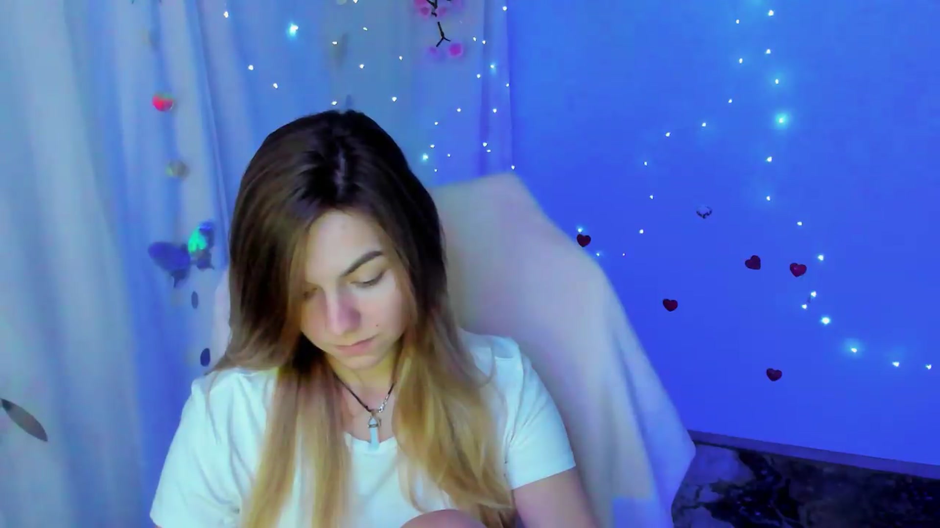 Gallery image thumbnail from Missi_More's myfreecams stream on, 09/11/2026, 11:39 image 15 of 20