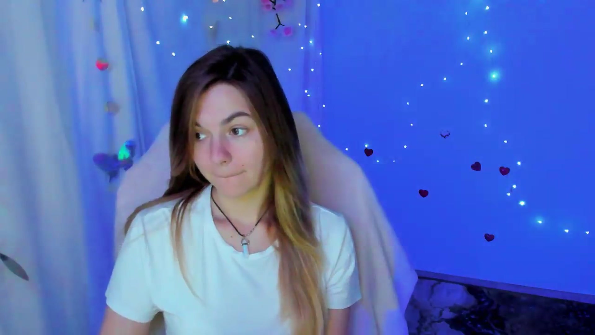 Gallery image thumbnail from Missi_More's myfreecams stream on, 09/11/2026, 11:39 image 13 of 20