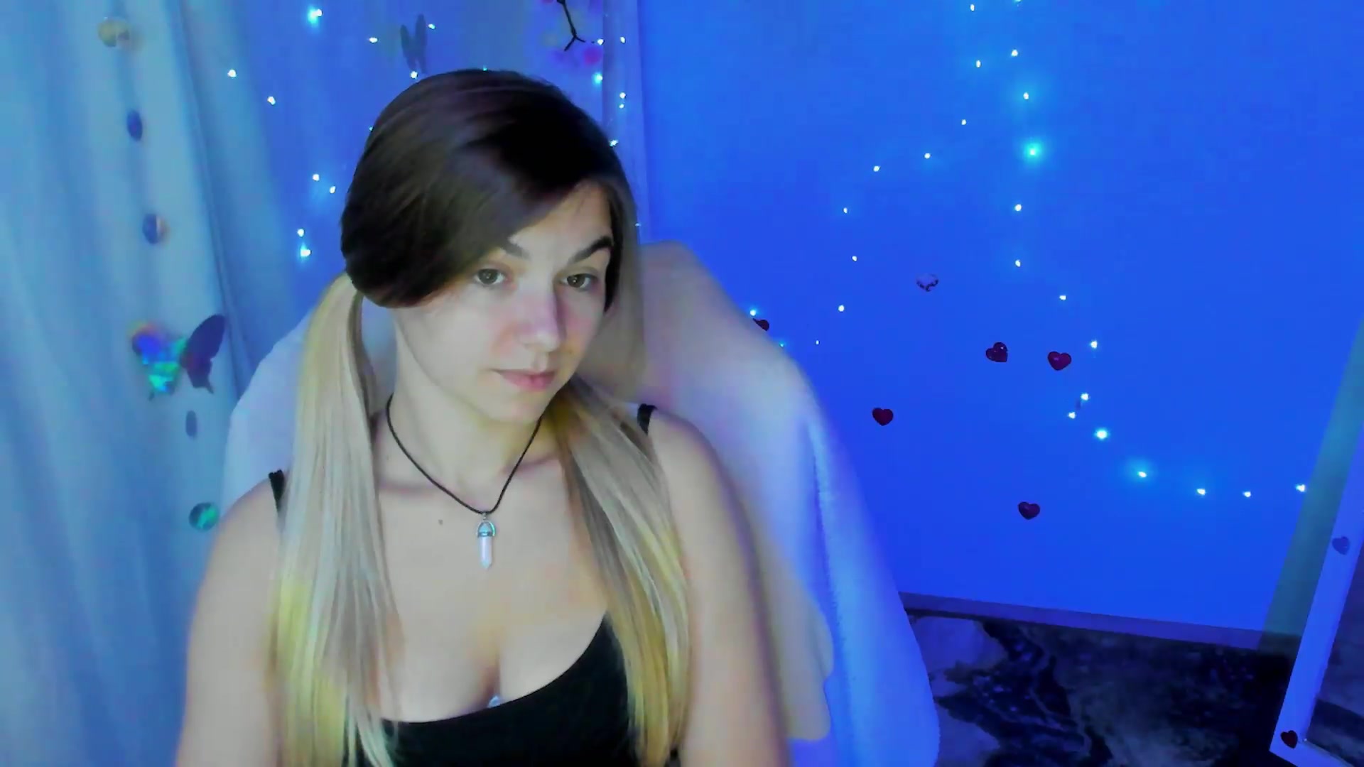 Gallery image thumbnail from Missi_More's myfreecams stream on, 09/16/2026, 10:07 image 19 of 20