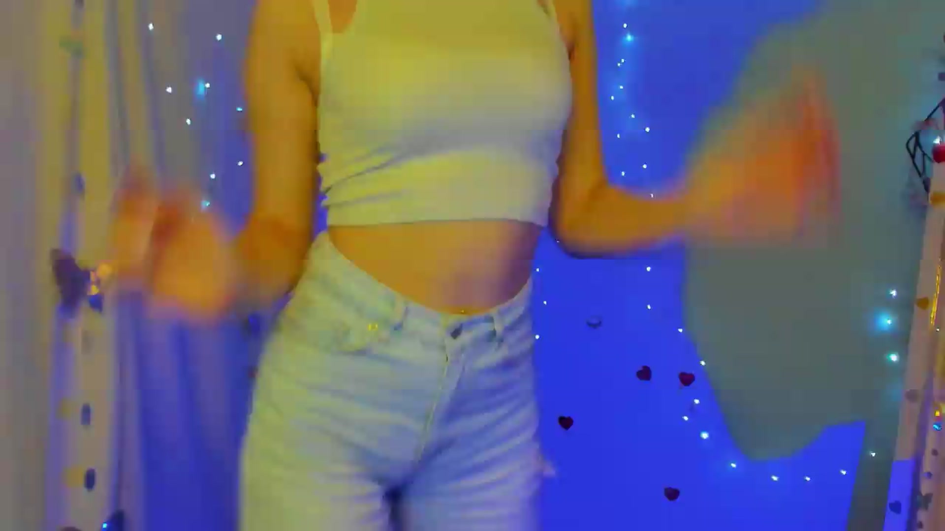 Gallery image thumbnail from Missi_More's myfreecams stream on, 09/18/2026, 10:23 image 1 of 20