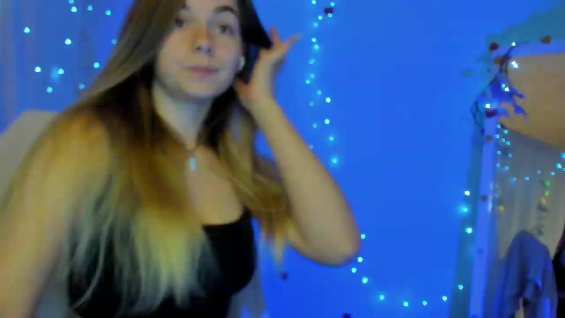 Gallery image thumbnail from Missi_More's myfreecams stream on, 09/19/2026, 08:40 image 6 of 20
