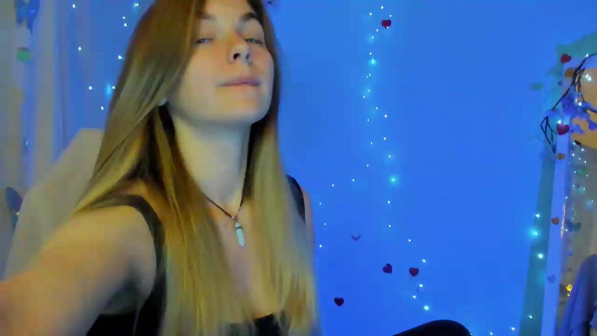 Gallery image thumbnail from Missi_More's myfreecams stream on, 09/19/2026, 08:40 image 19 of 20